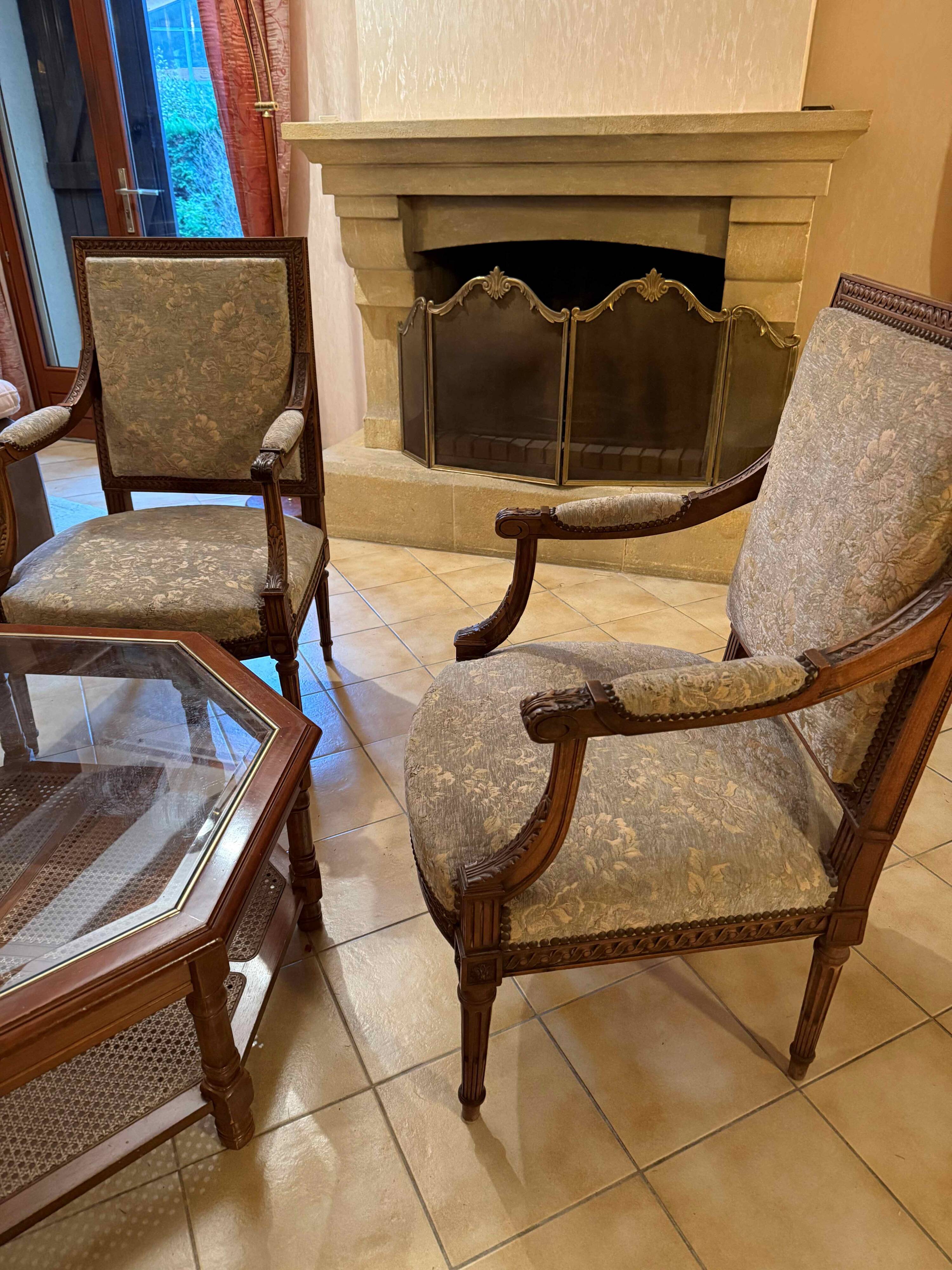 Louis XVI salon style