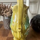 Vase art nouveau en barbotine estampillé