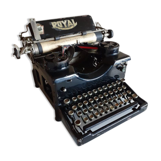 Old Royal 10 typewriter - model USA 1930