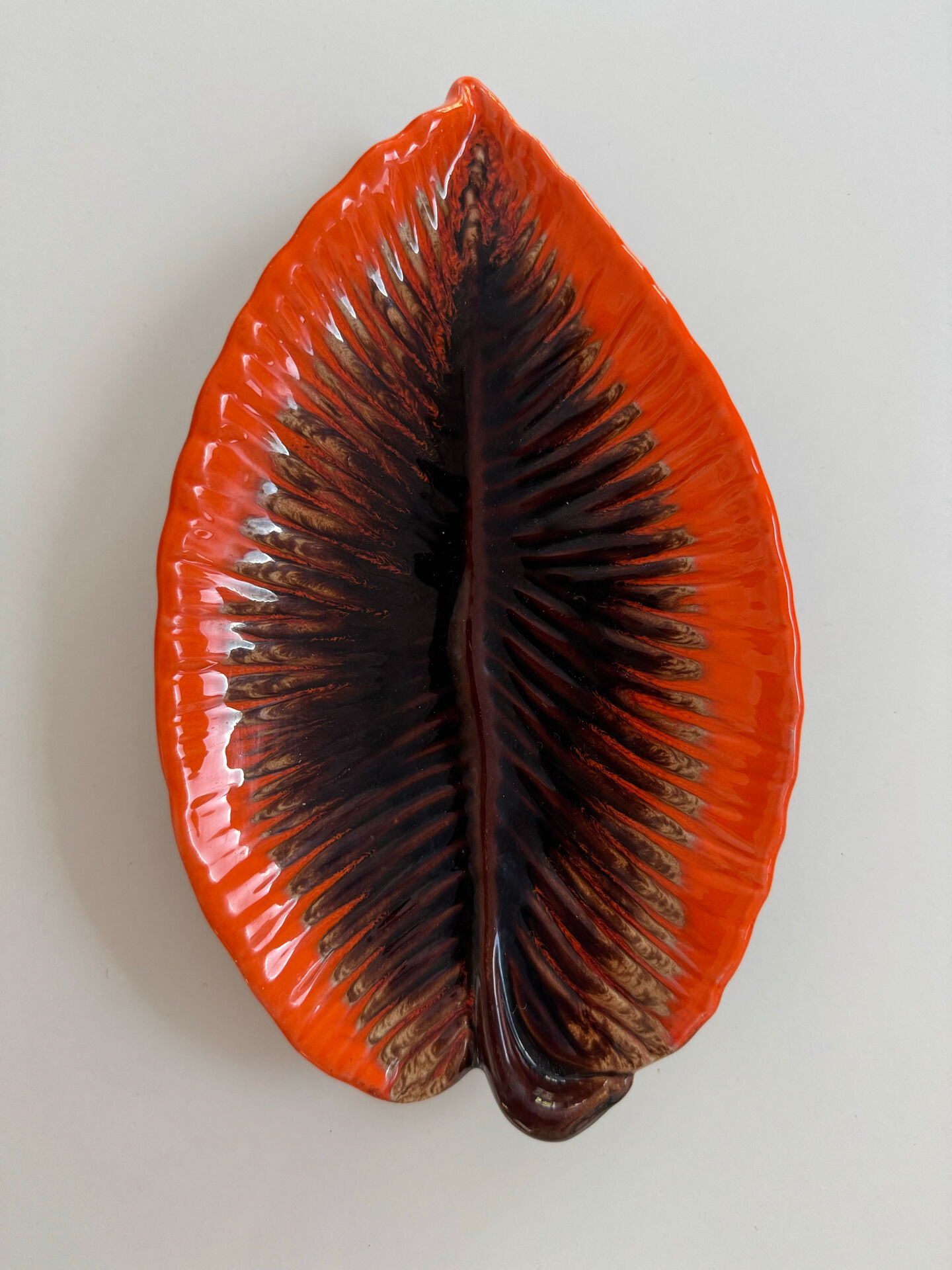 Ceramic plate Barbotine