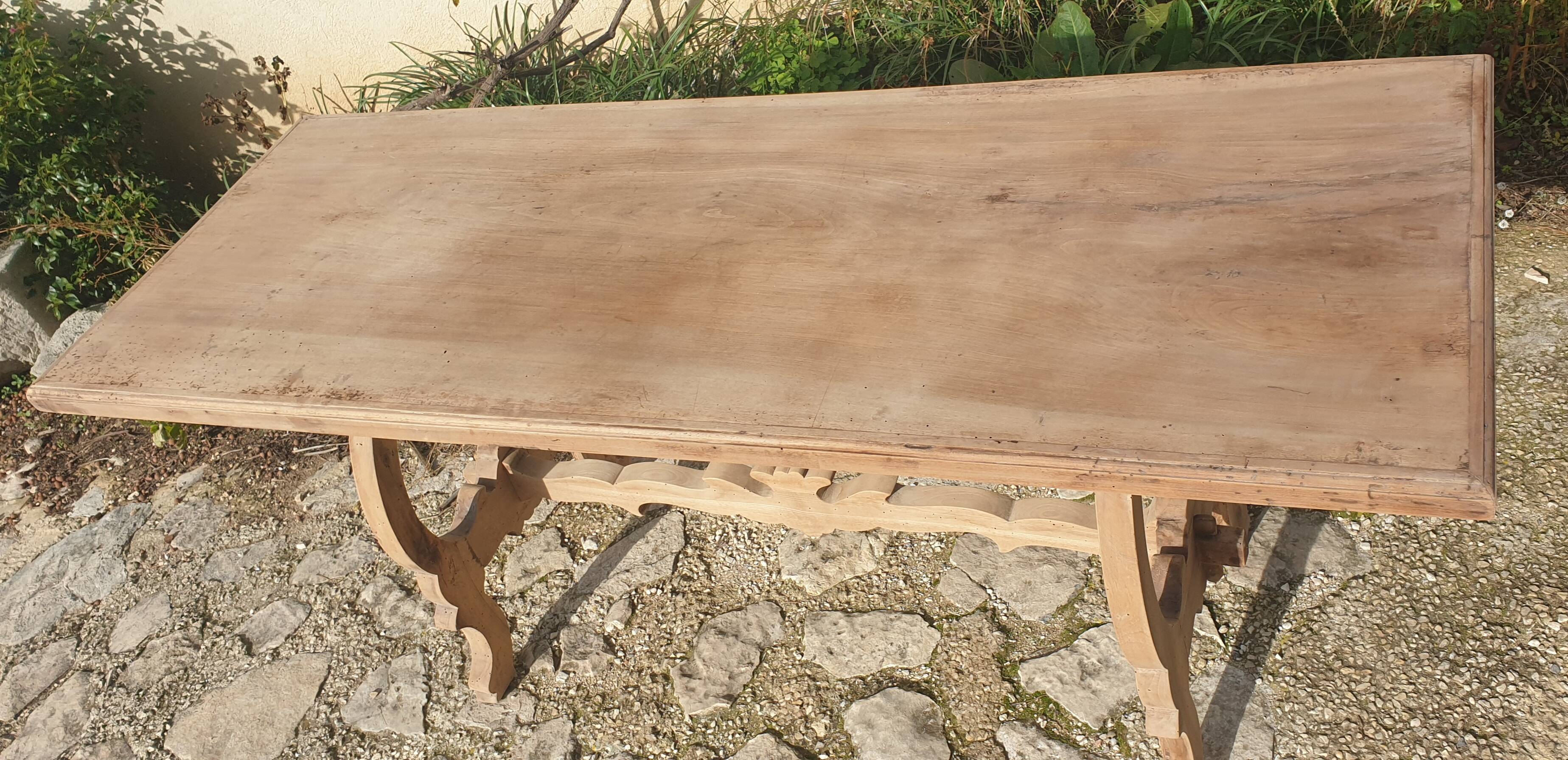 Table Espagnole en bois naturel 178 cm de long