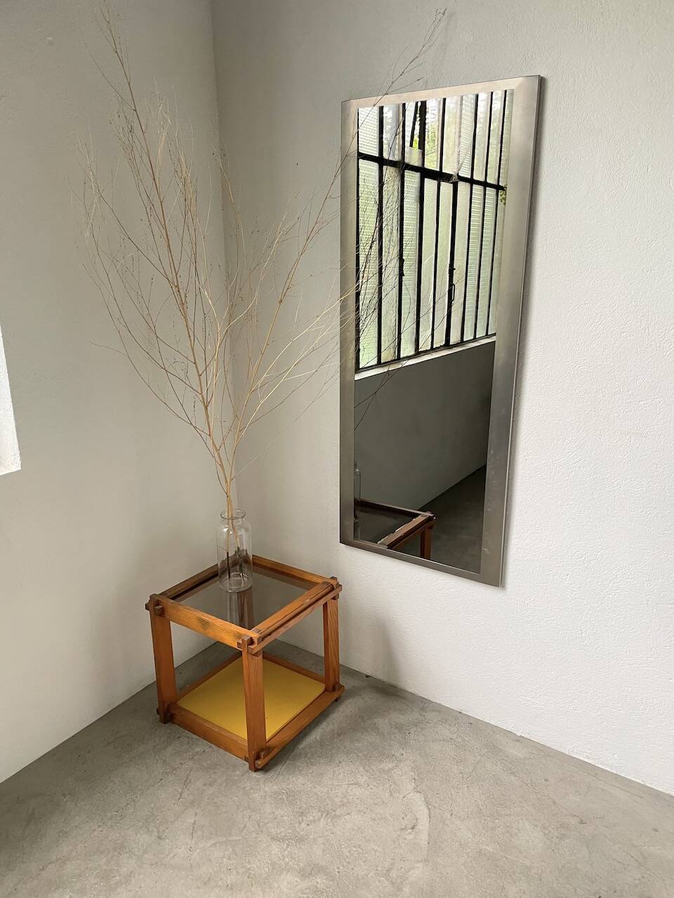 Bedside “cube” side table in pine DLG Regain