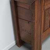Commode / table d'appoint en chêne sculpté hollandais du milieu du XVIIIe siècle