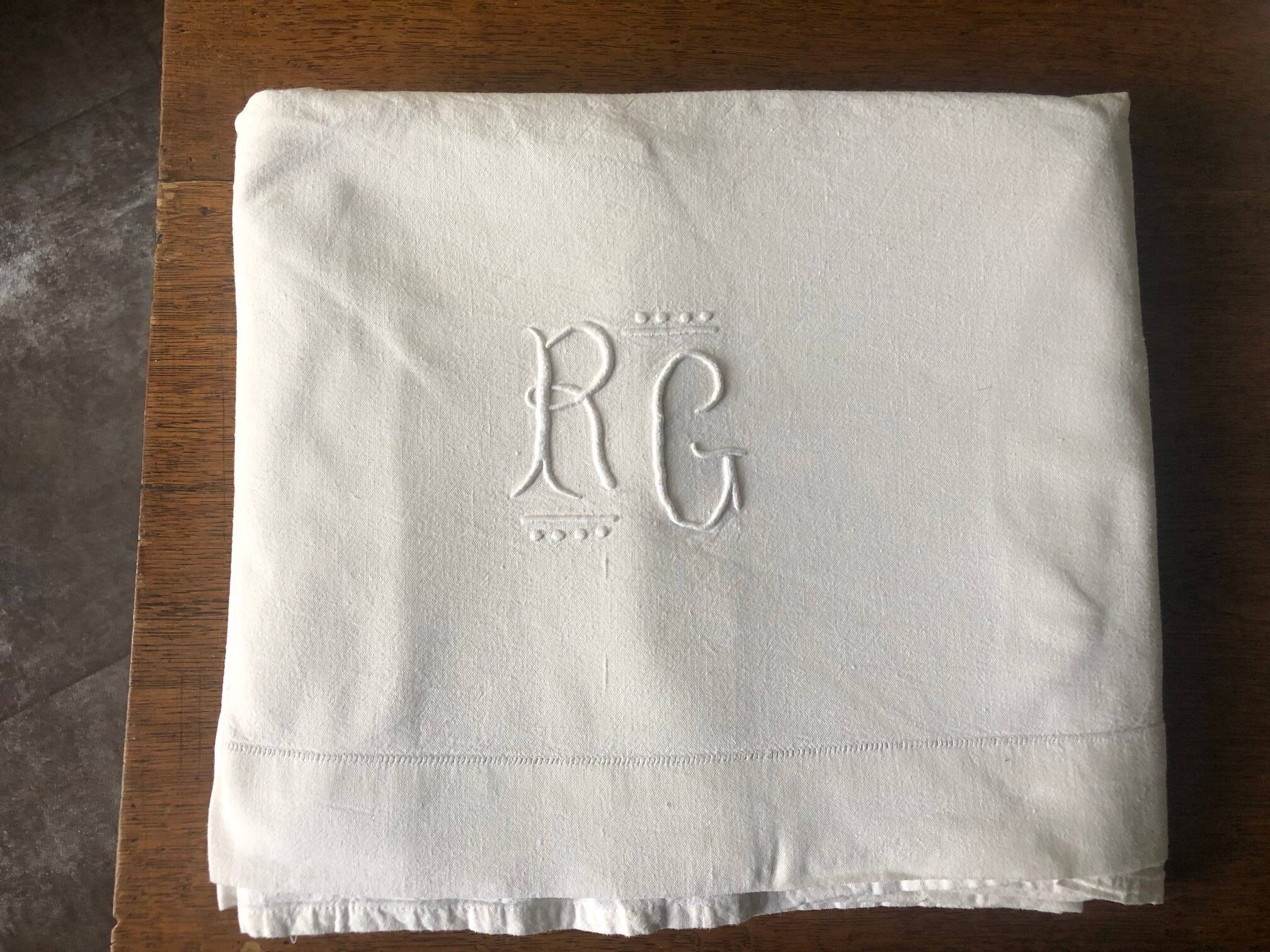 Similar listings: Antique monogrammed RG cotton sheet