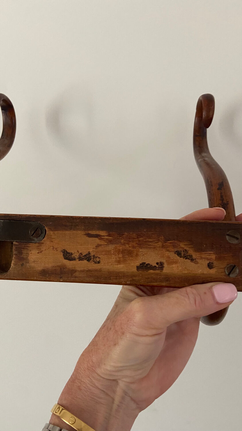 Thonet curved wood wall coat rack with 3 hooks, late 19th century