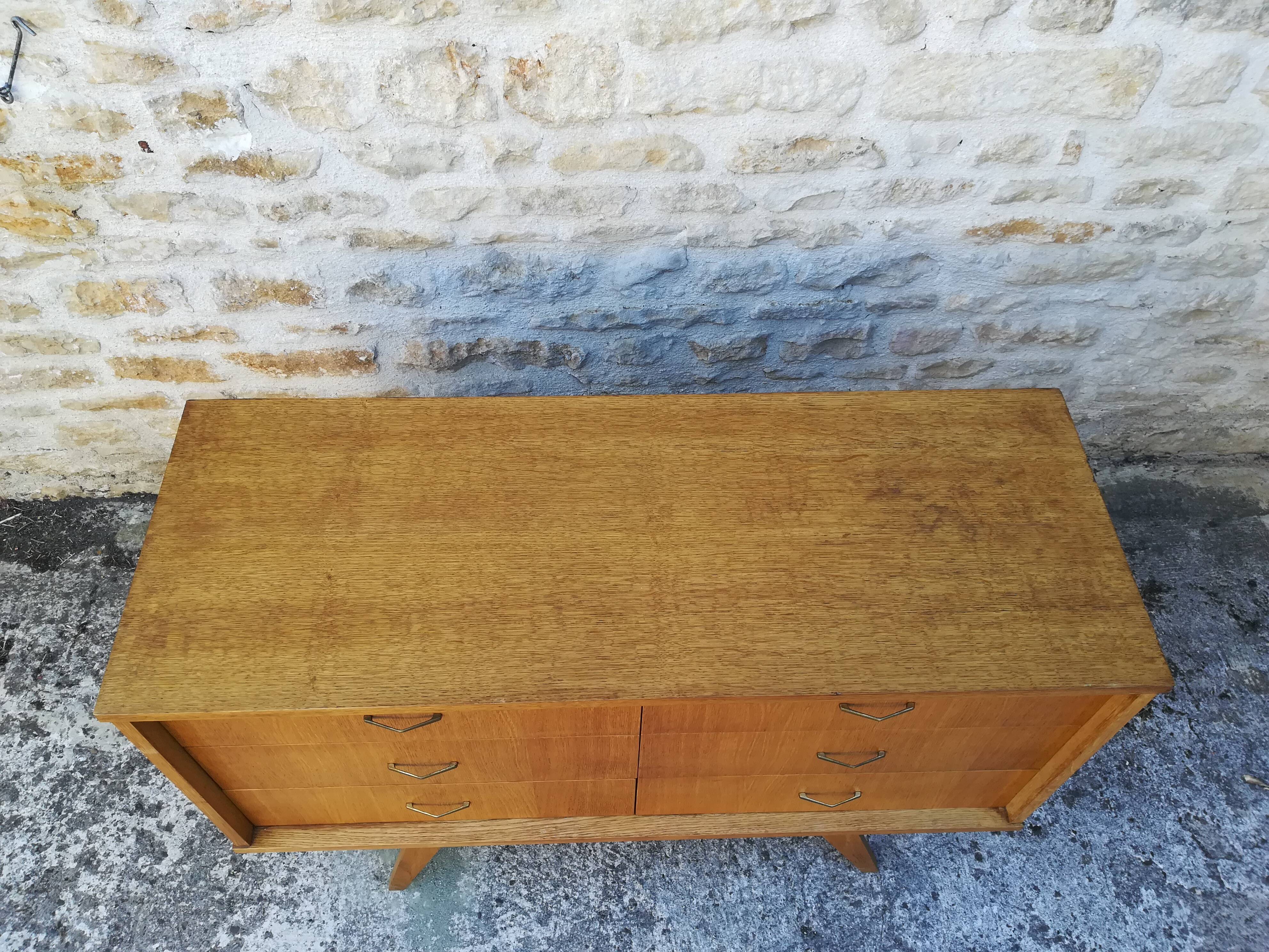 Six-drawer chest of drawers