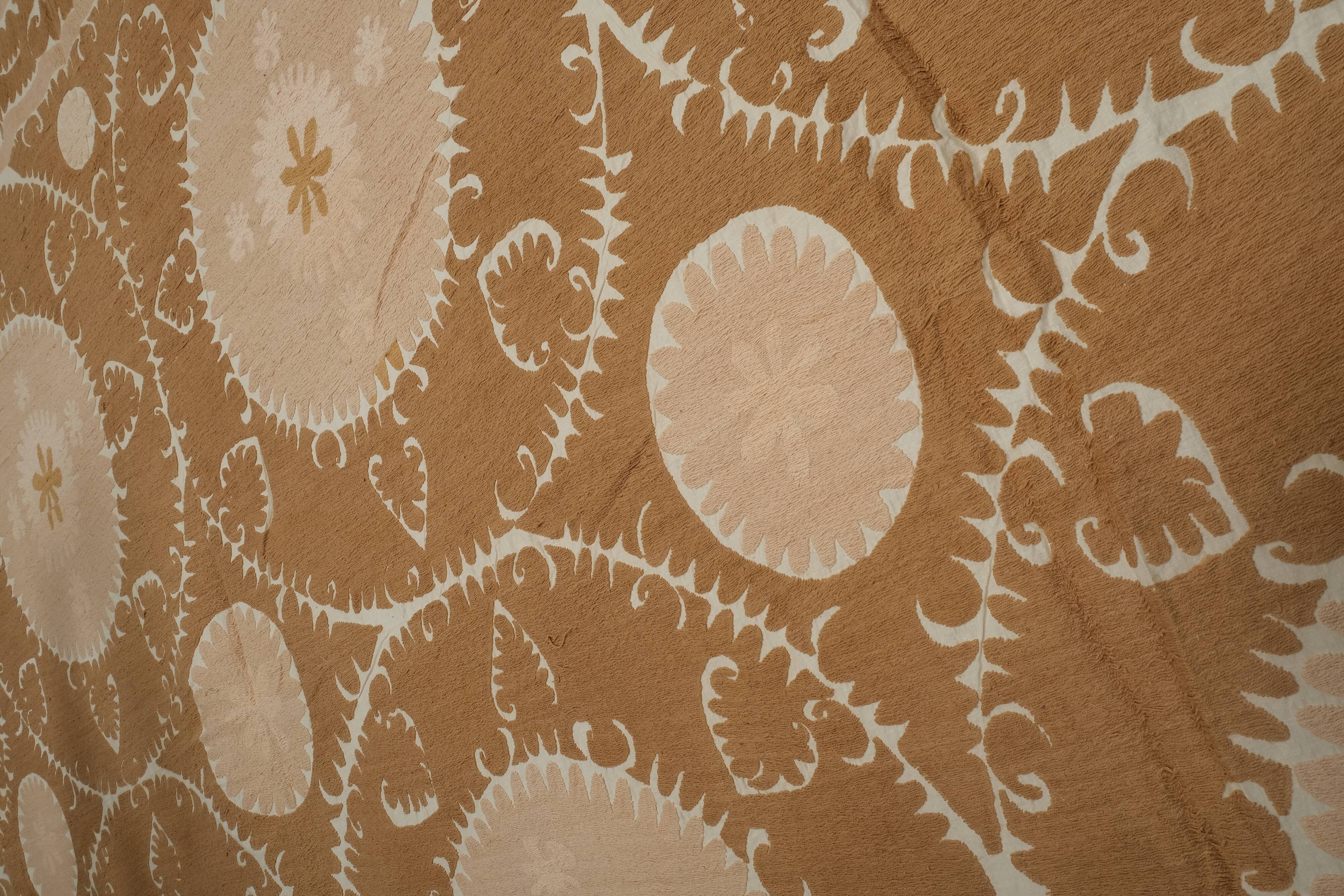 Suzani tapestry 230x350 cm