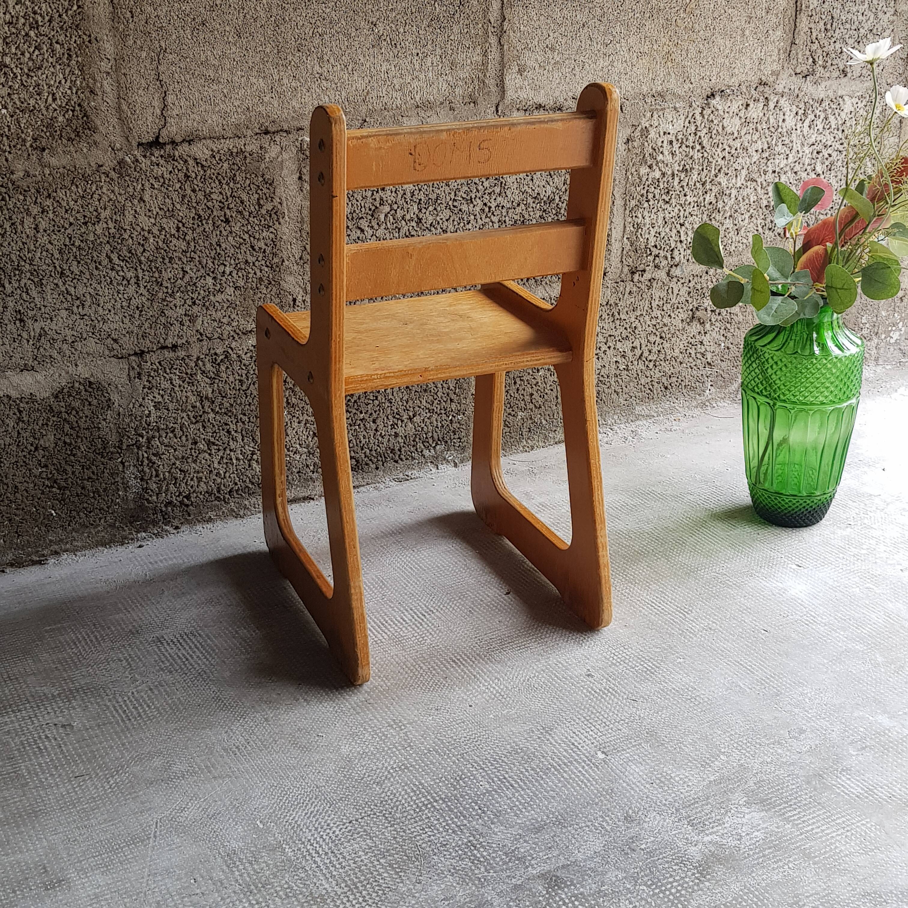 Children's sleigh chair