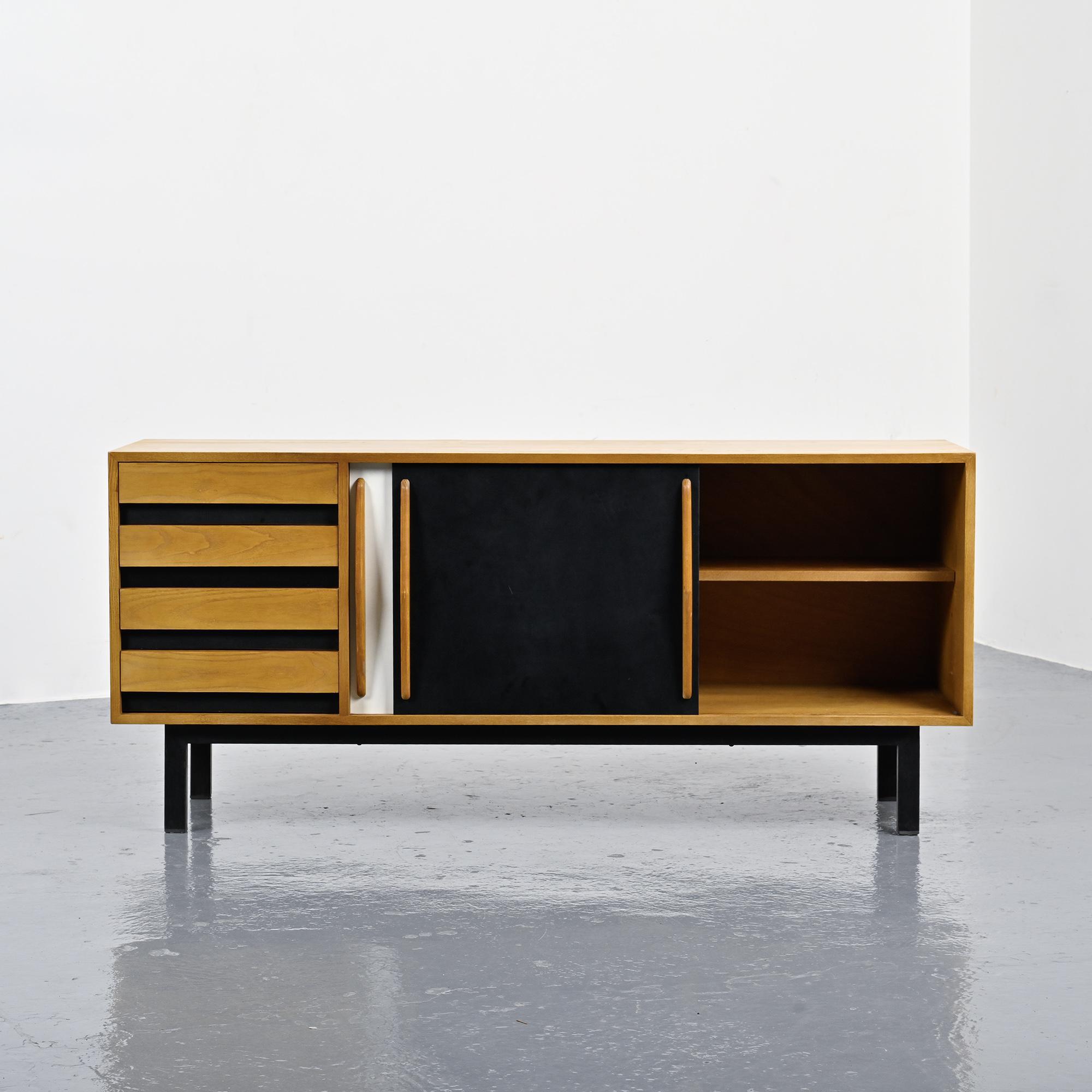 Enfilade Cansado par Charlotte Perriand, circa 1960