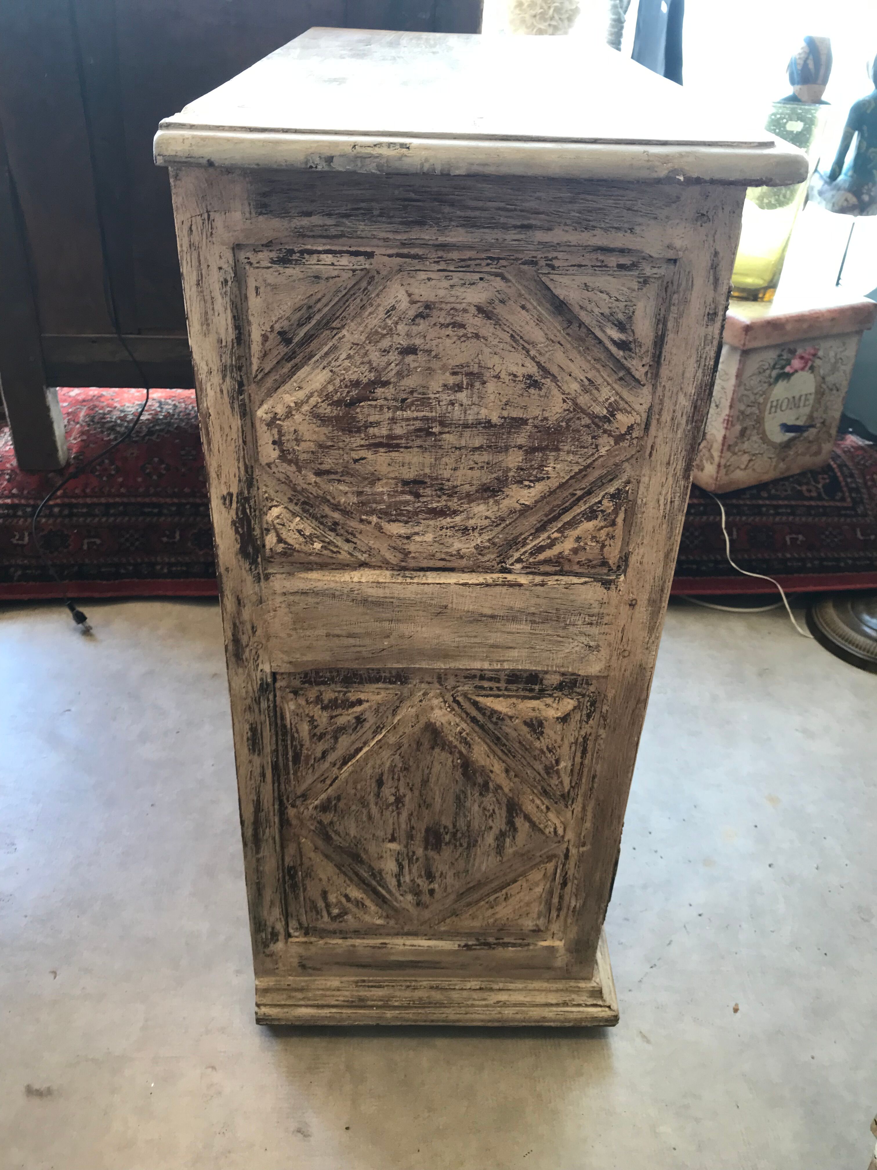 Sideboard Louis XVI epoch XIXth patinated gray with 2 doors