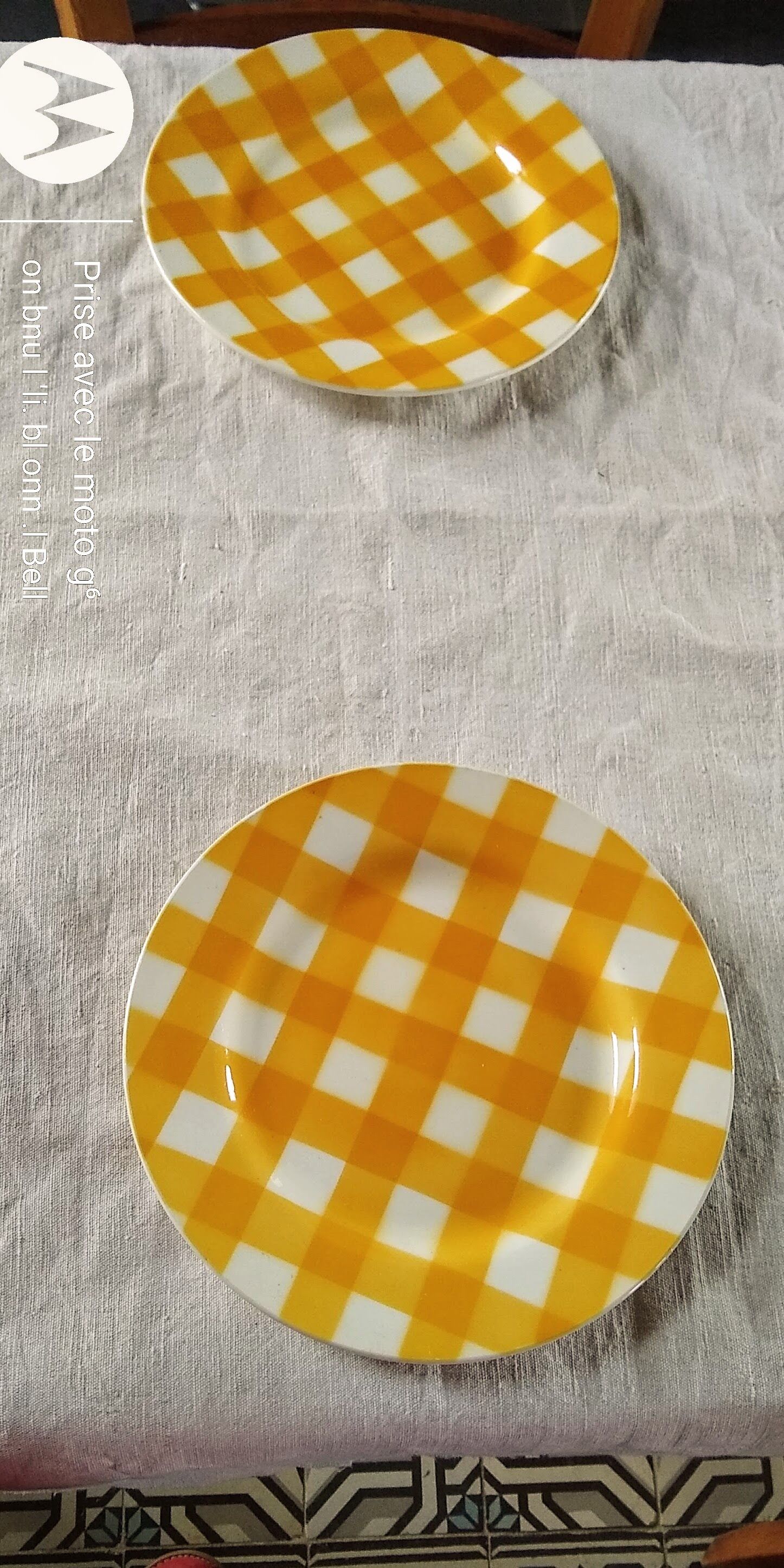 6 yellow gridded plates from the 50s-60s