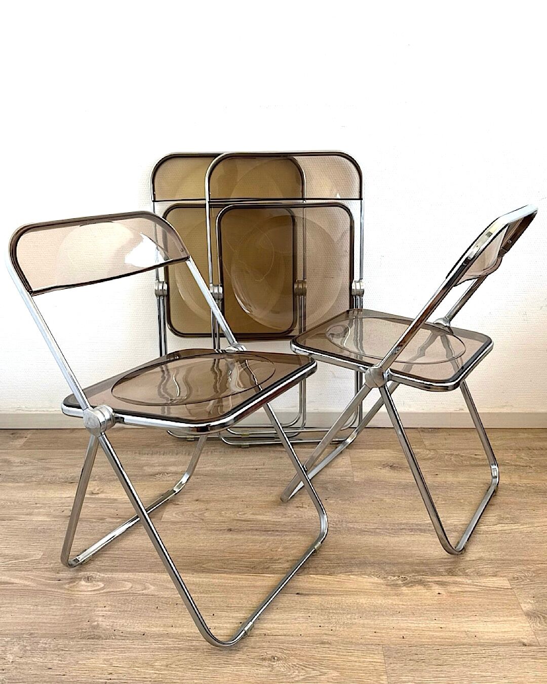 4 Plia chairs, Giancarlo Piretti