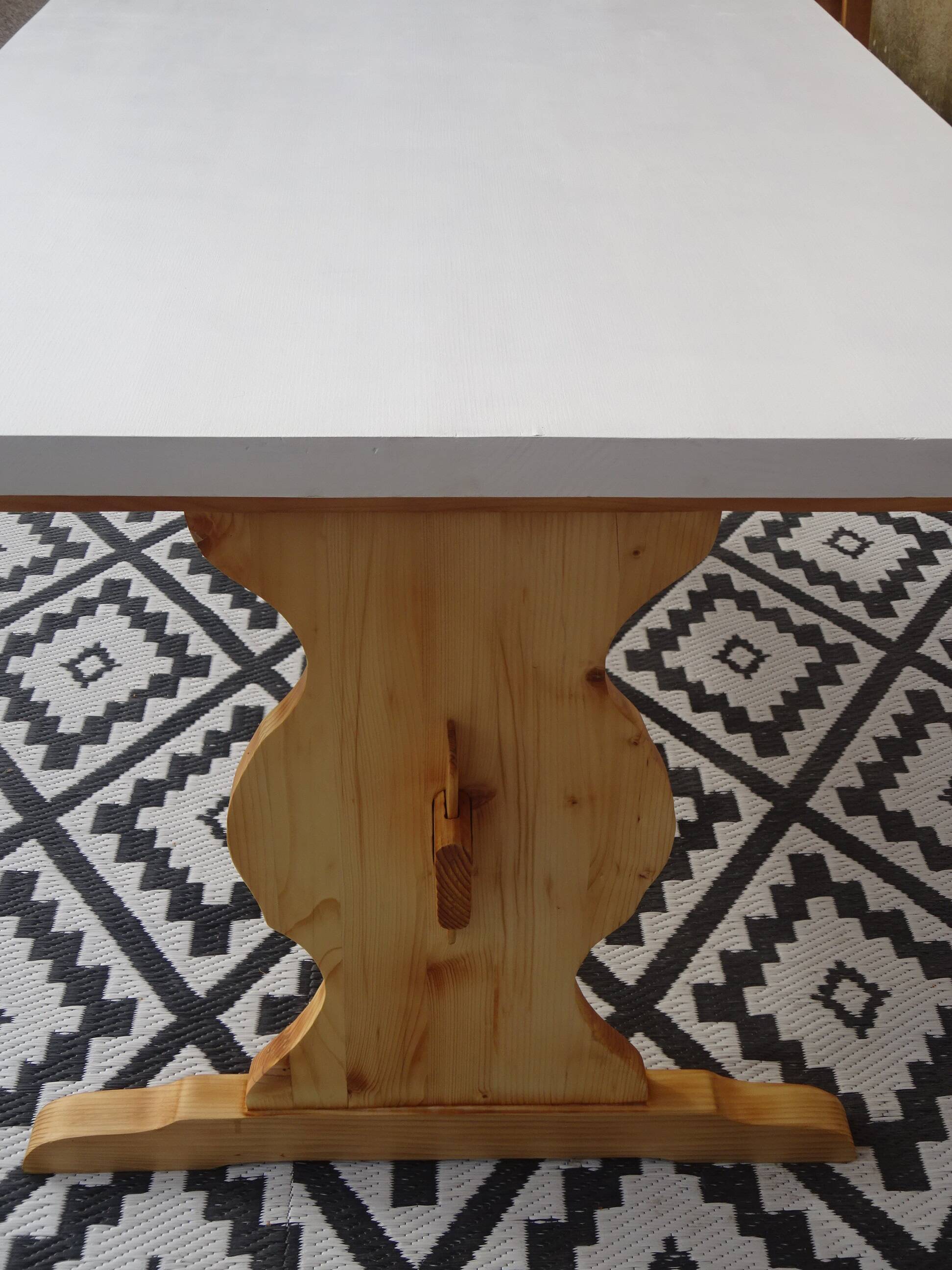 Pine table, white top