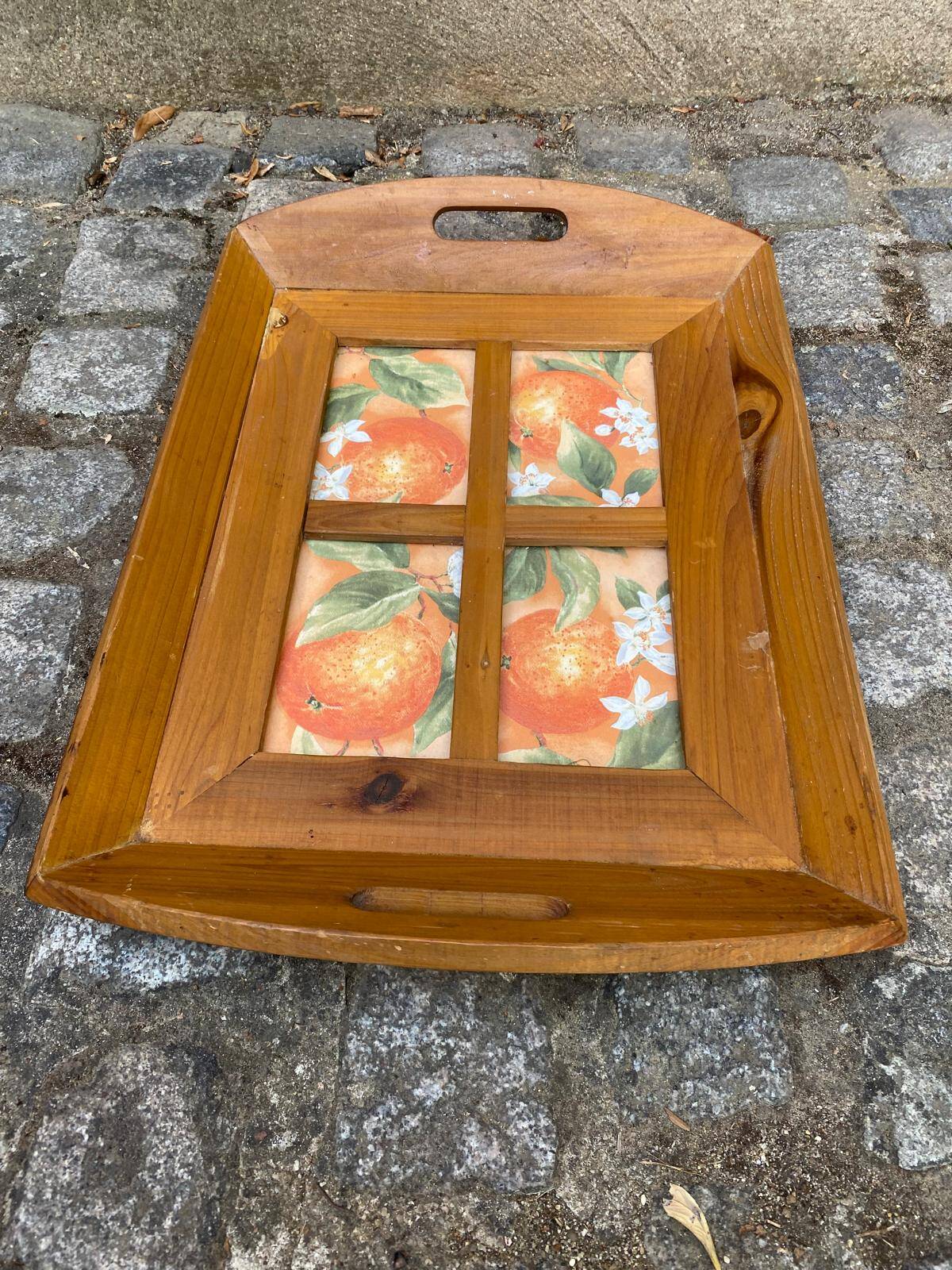 Plateau de service rectangulaire vintage en bois massif 4 compartiments