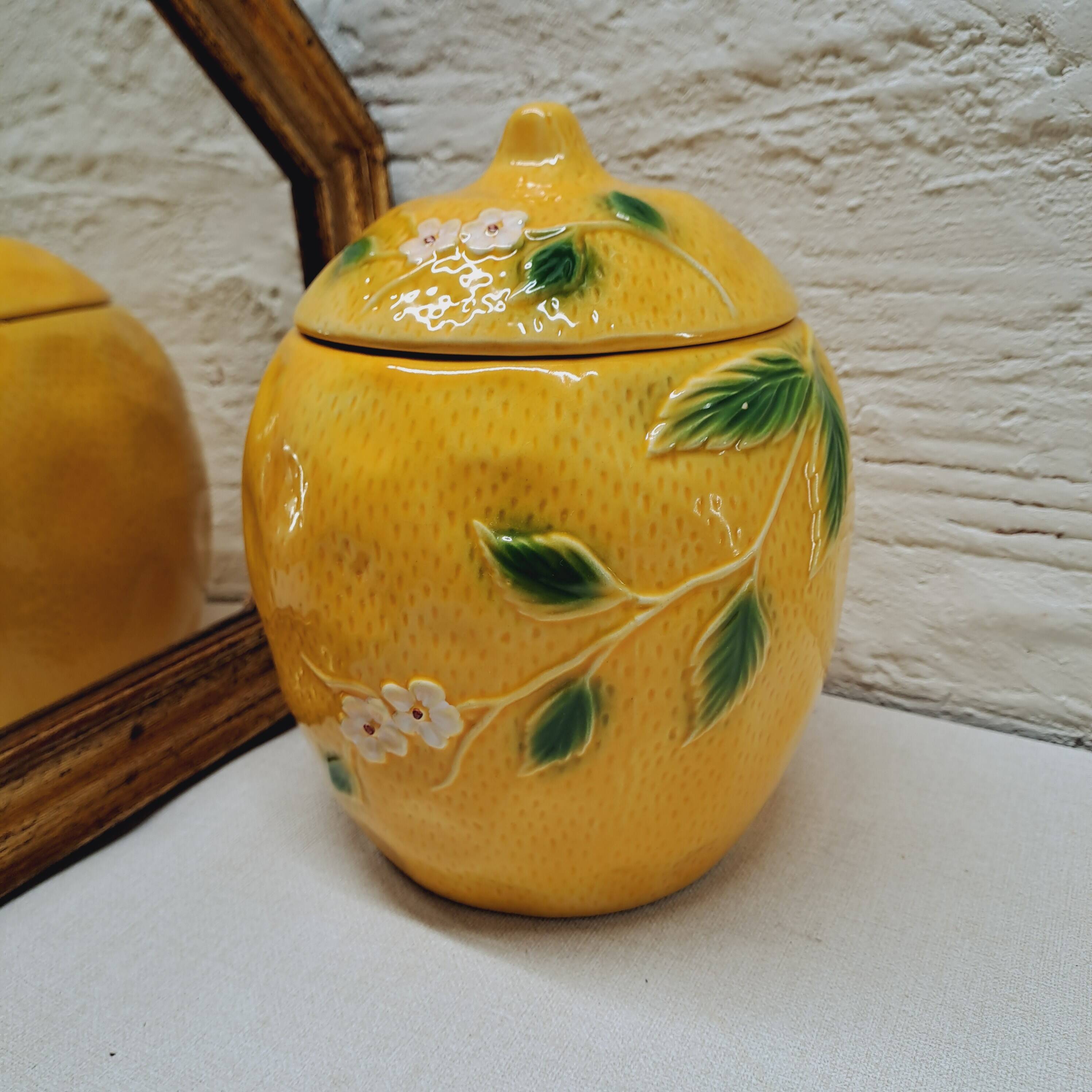 Covered pot lemon slip