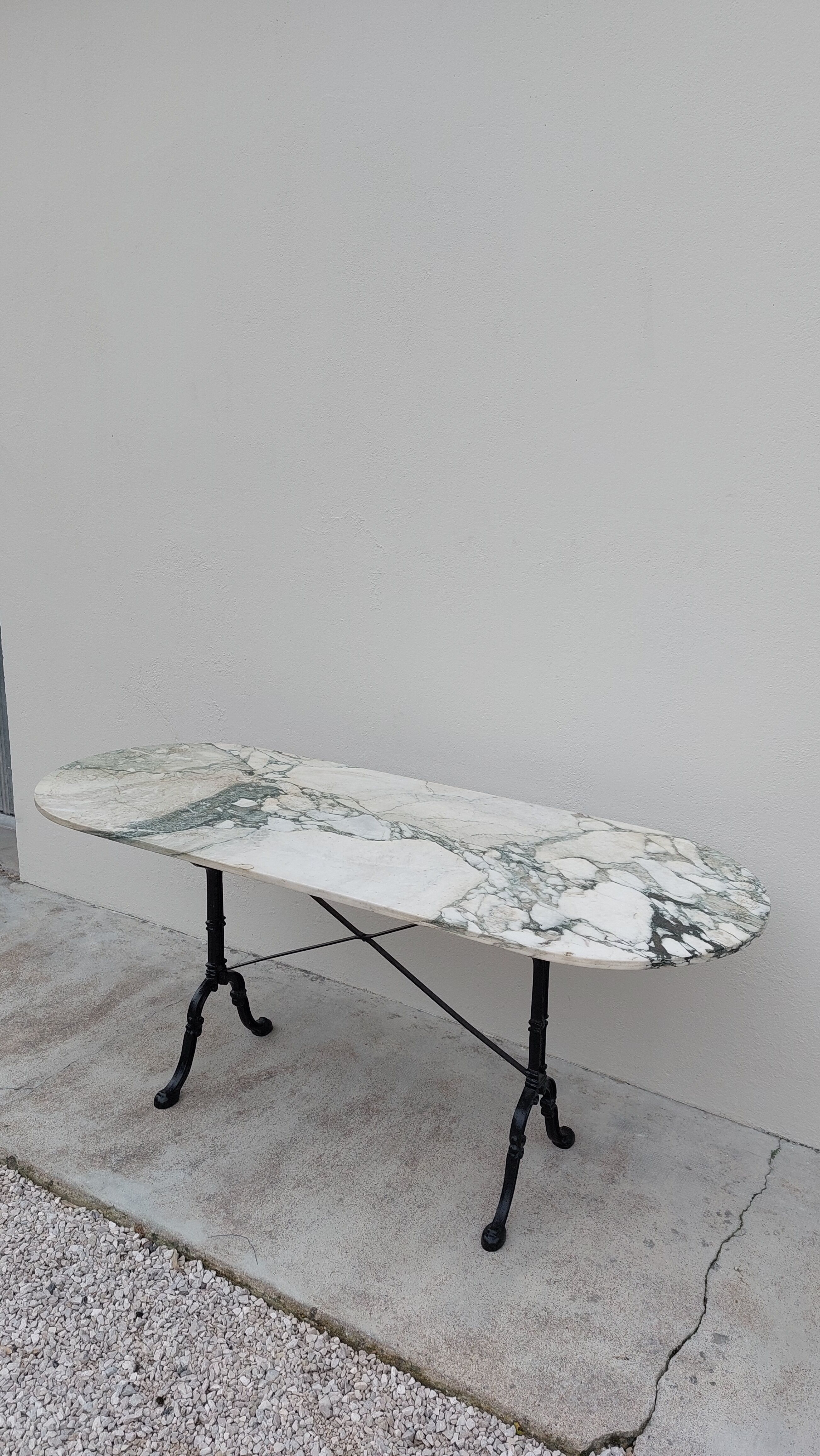 Bistro table restaurant marble godin -1m64