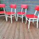 Lot de 4 chaise et une table vintage , années 70