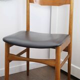 Scandinavian style chair in teak and skaï