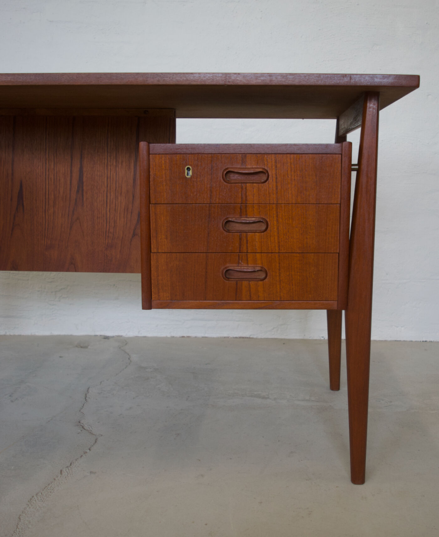 Teak 'Floating' Desk By Gunner Nielsen For Tibergaard, Denmark.