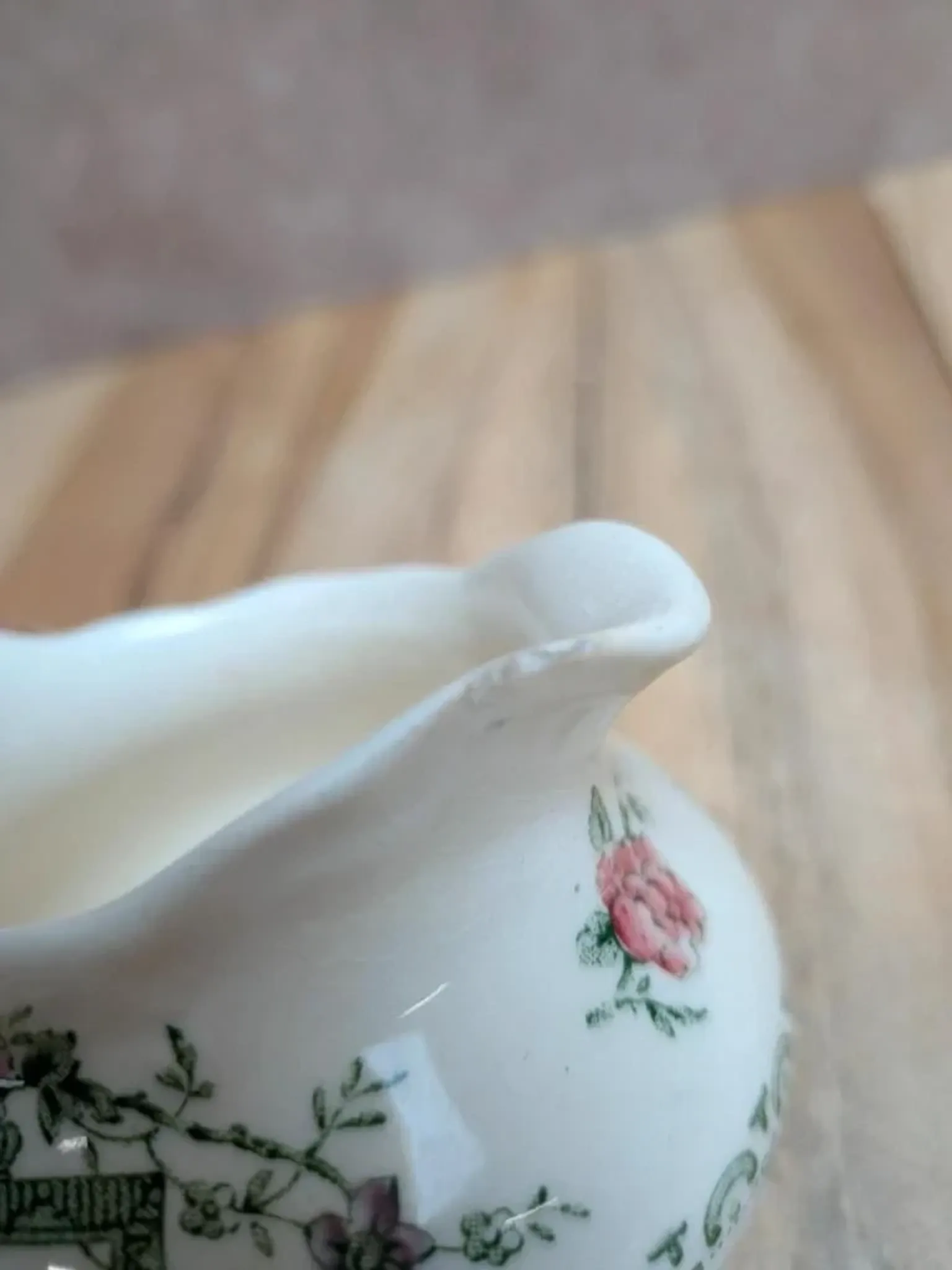 Vintage teapot and milk jug set Crown Ducal Chinese Garden – England
