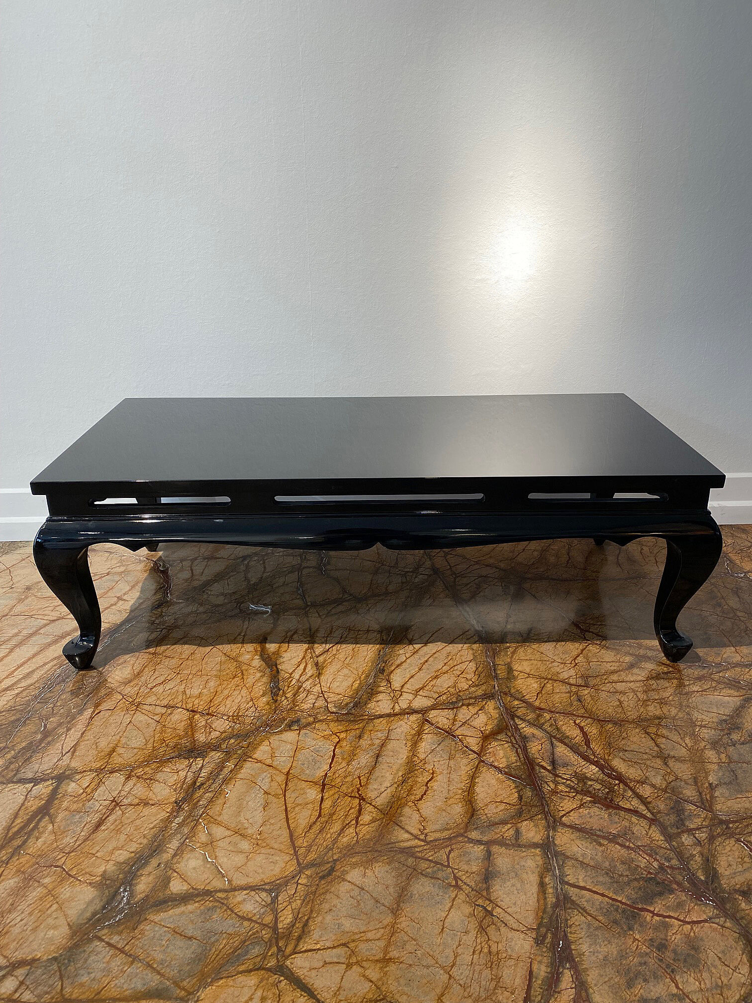 Chinoiserie coffee table with black lacquer