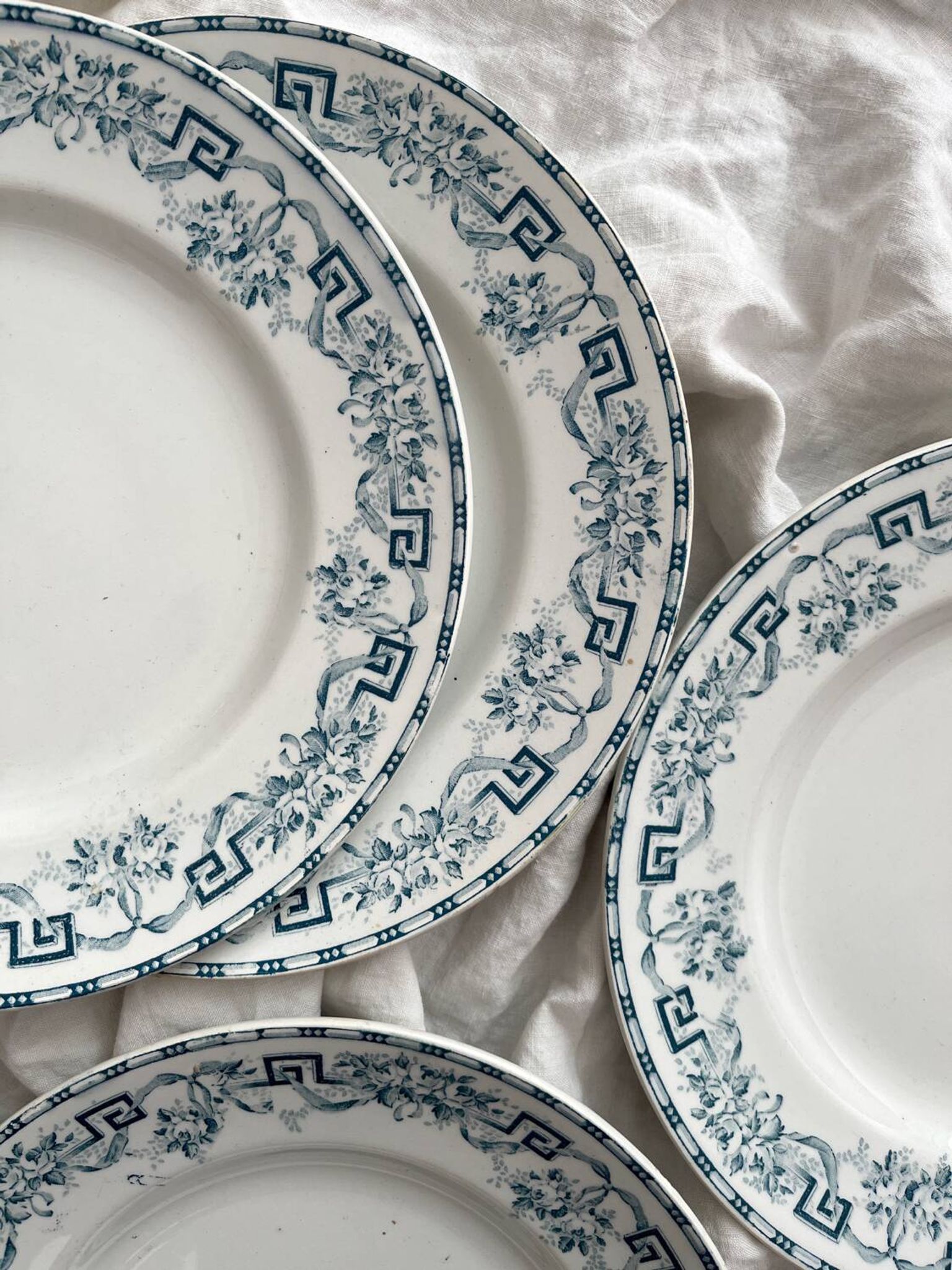 6 assiettes plates en terre de fer « Athènes » Saint Amand et Hamage
