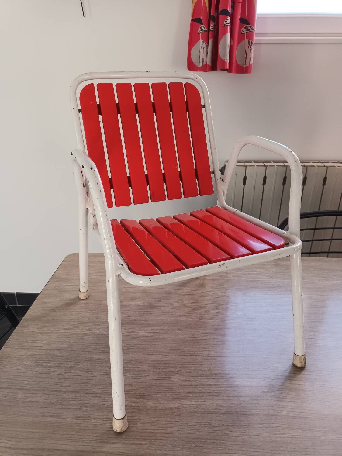 Emu children's chair