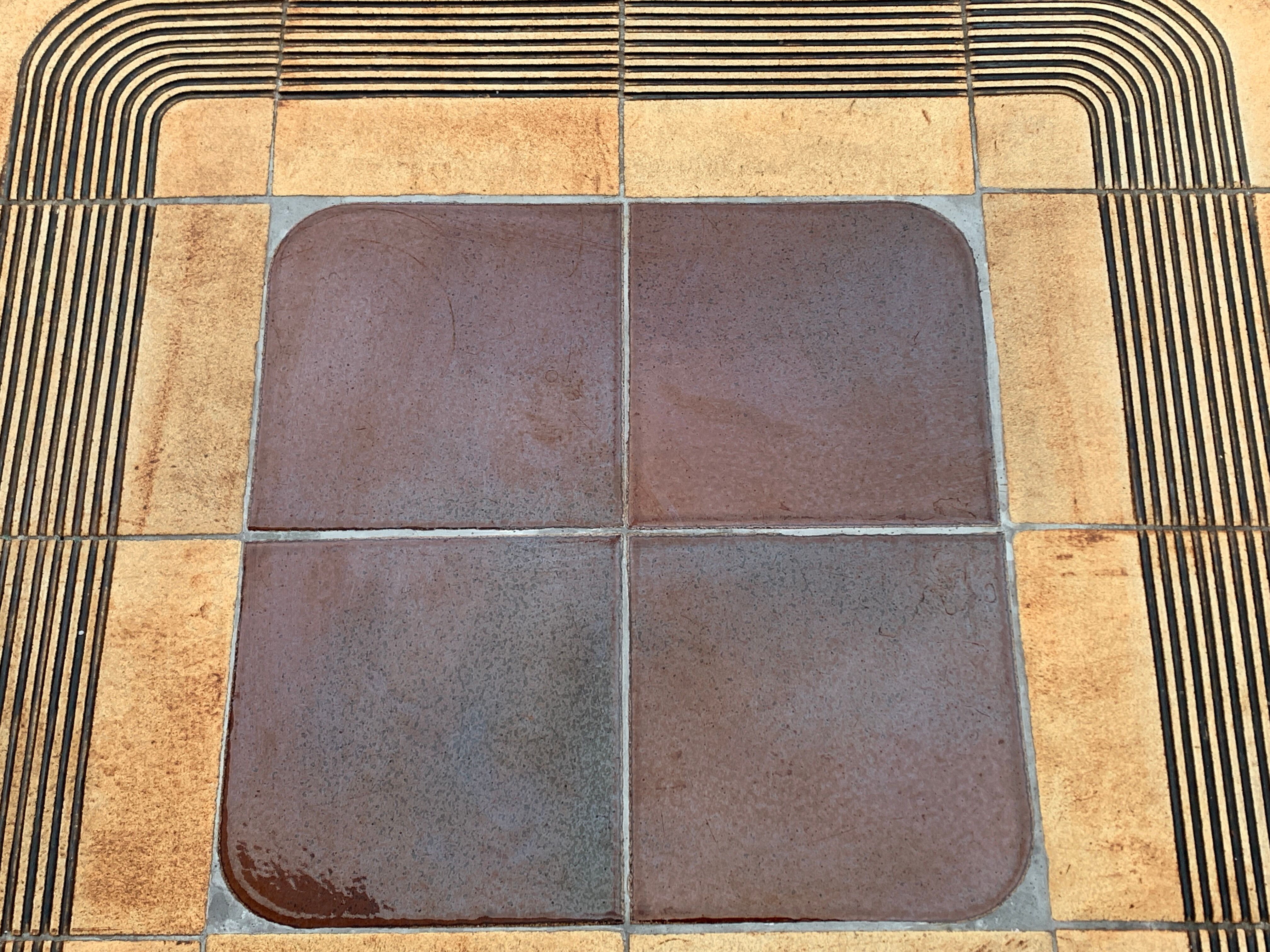 Ceramic coffee table signed Roger Capron and wood, Mambo model of the 1970s