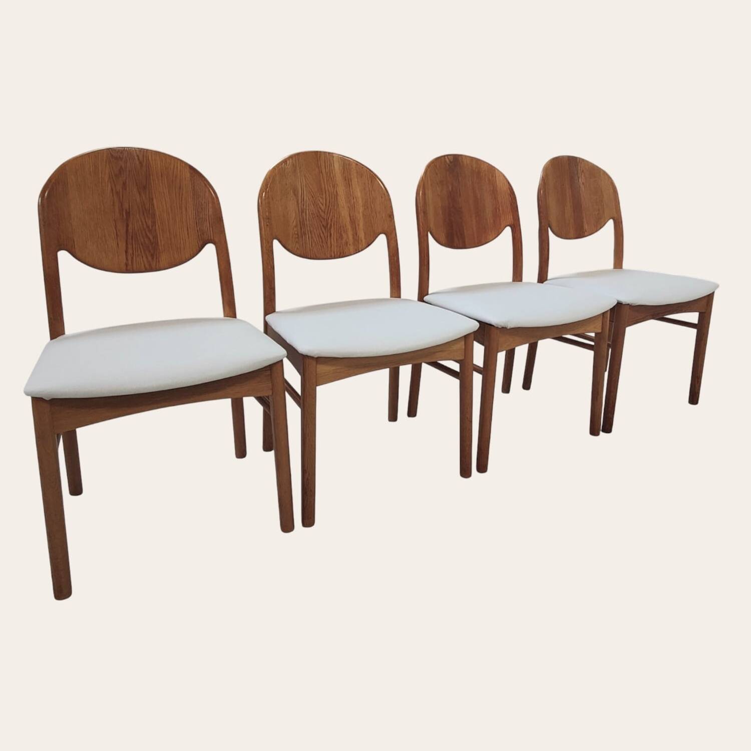 Chaises danoises des années 70