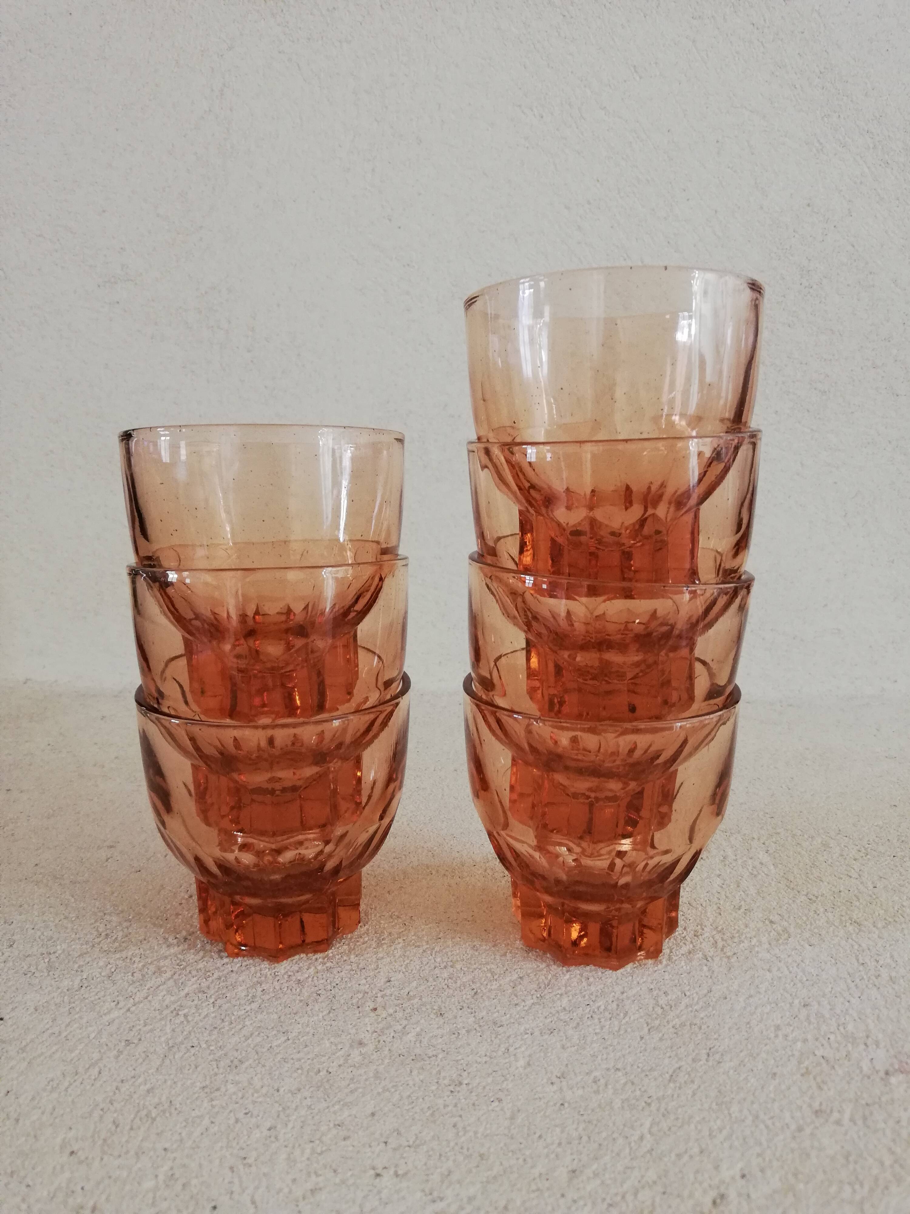 Set of 7 antique Art Deco style liqueur glasses