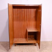 Elegant oak wardrobe U-450 by Jiří Jiroutek for Interiér Praha, 1960´s