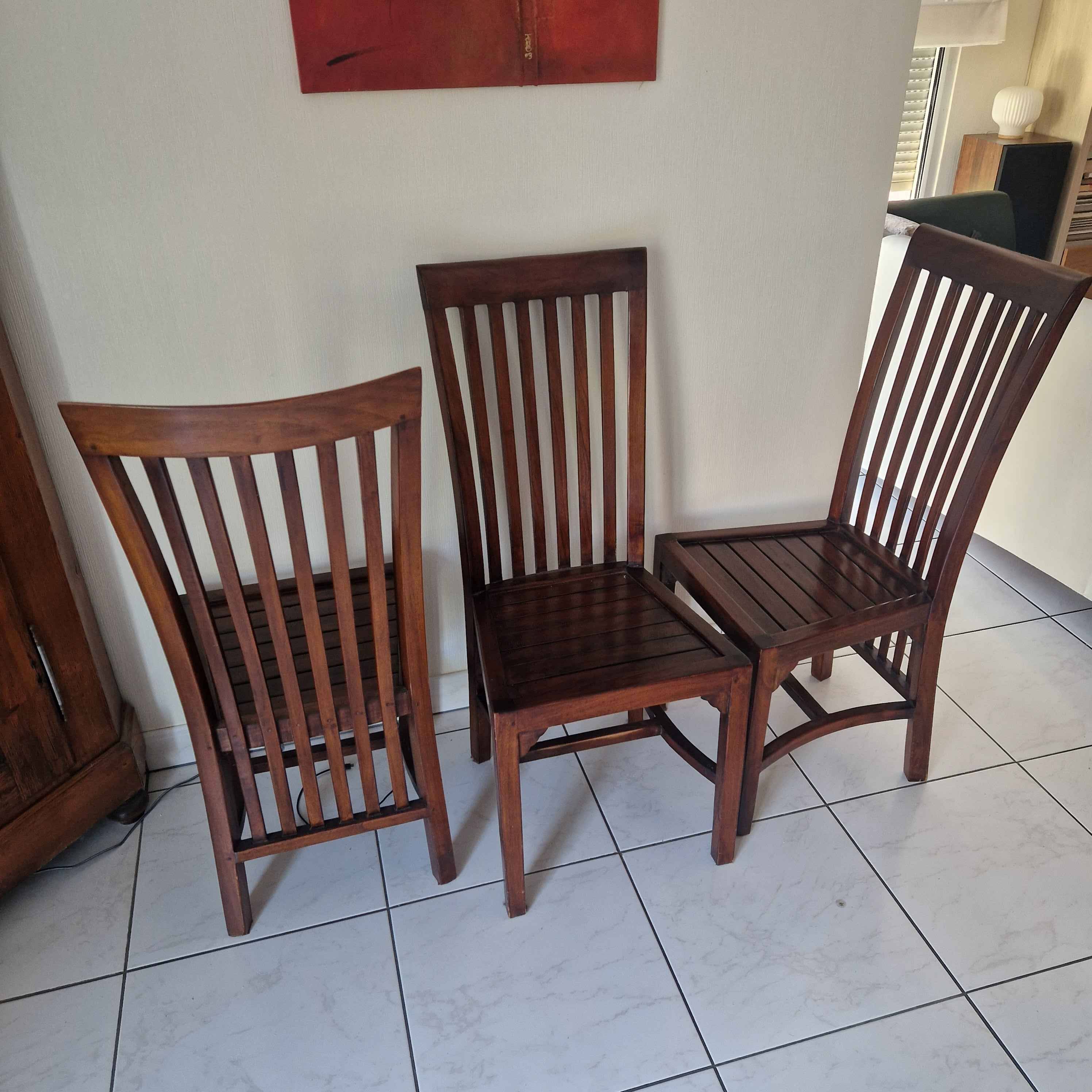 Lot table and 8 chairs