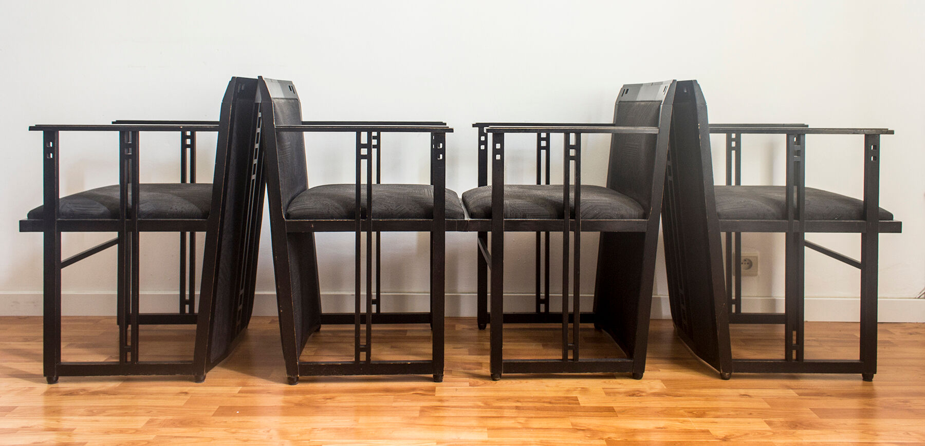 Suite of 4 Galaxy Chairs by Umberto Asnago for Giorgetti