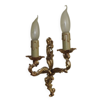 French Vintage Brass Double Light Off Set Arms Acanthus Leaf Wall Sconce 51