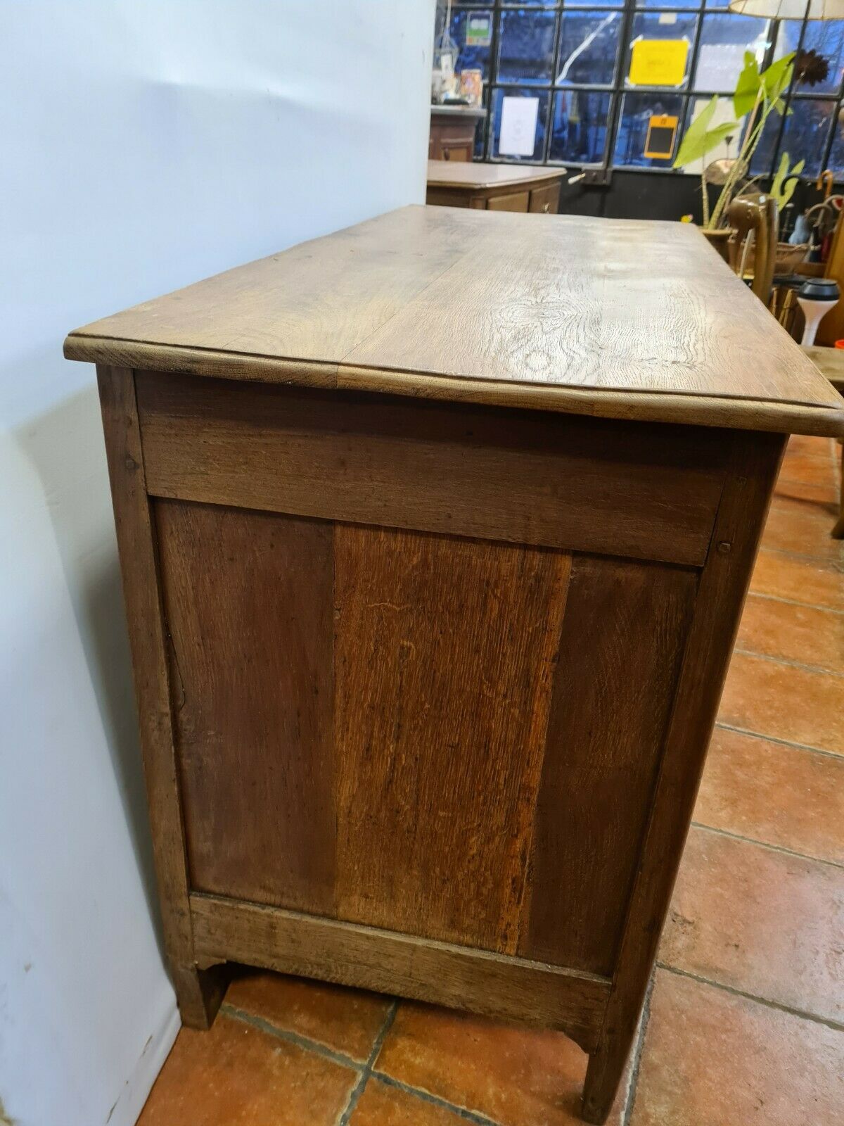 18th oak chest of drawers