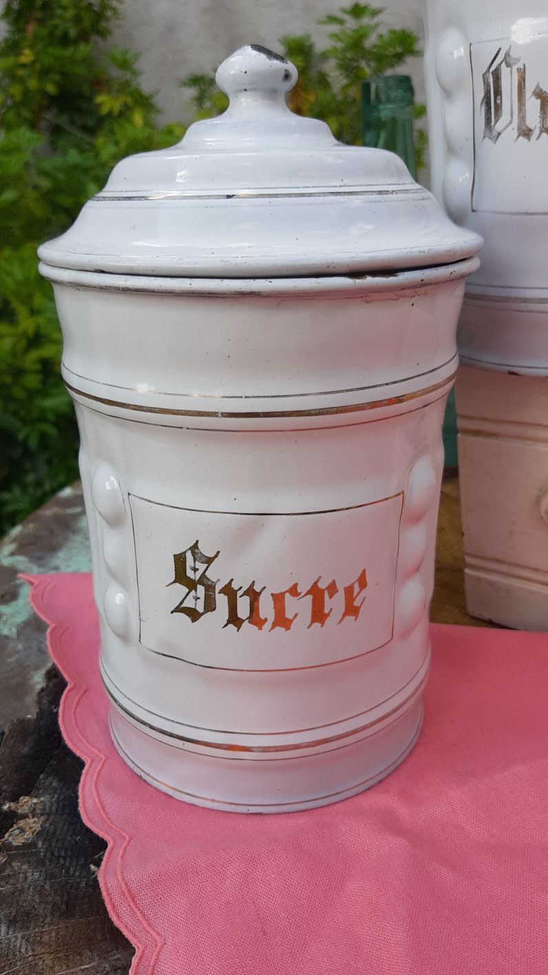 Enamelled spice jars