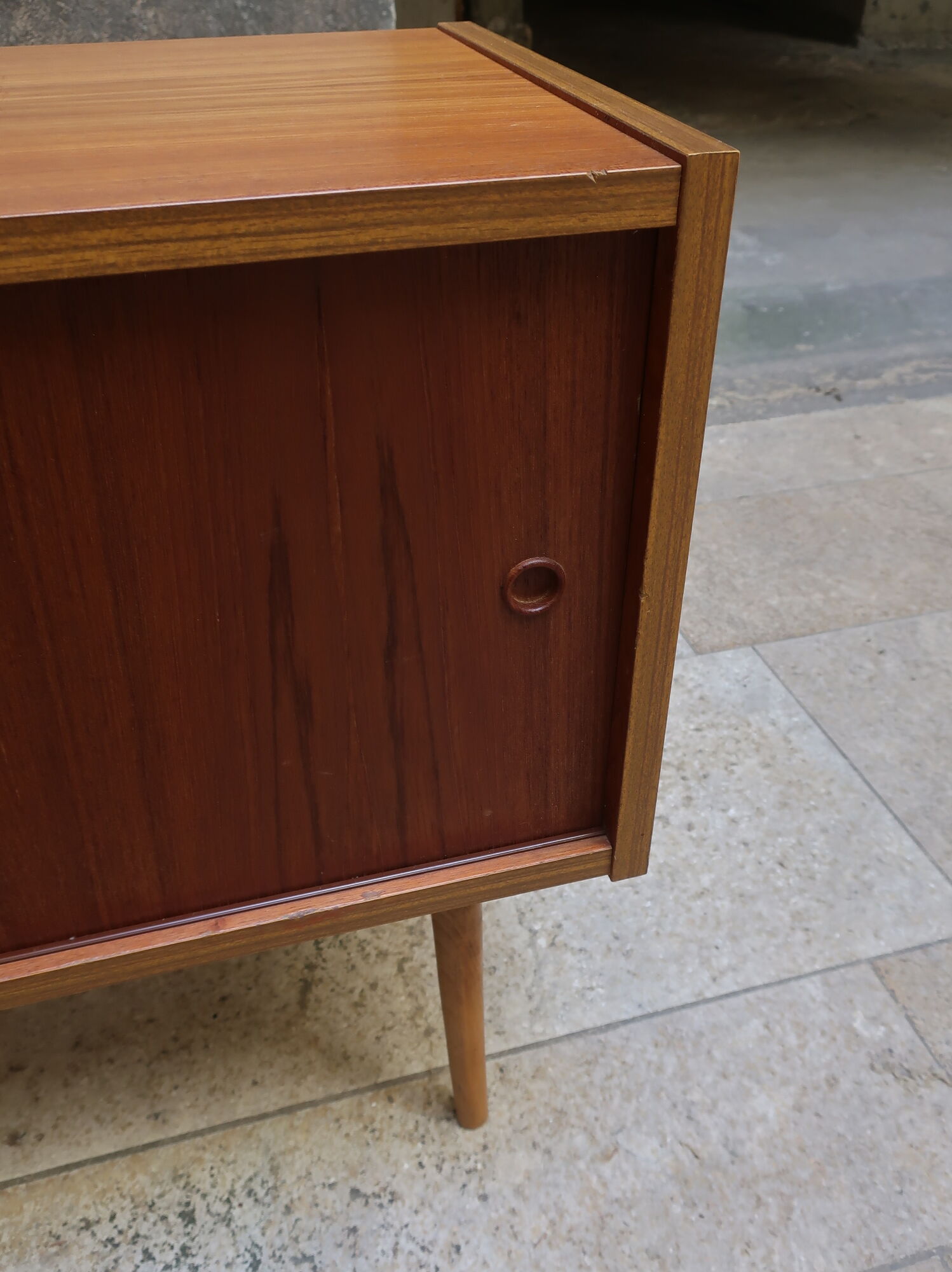 Meuble d'appoint en teck des années 60 idéal meuble TV