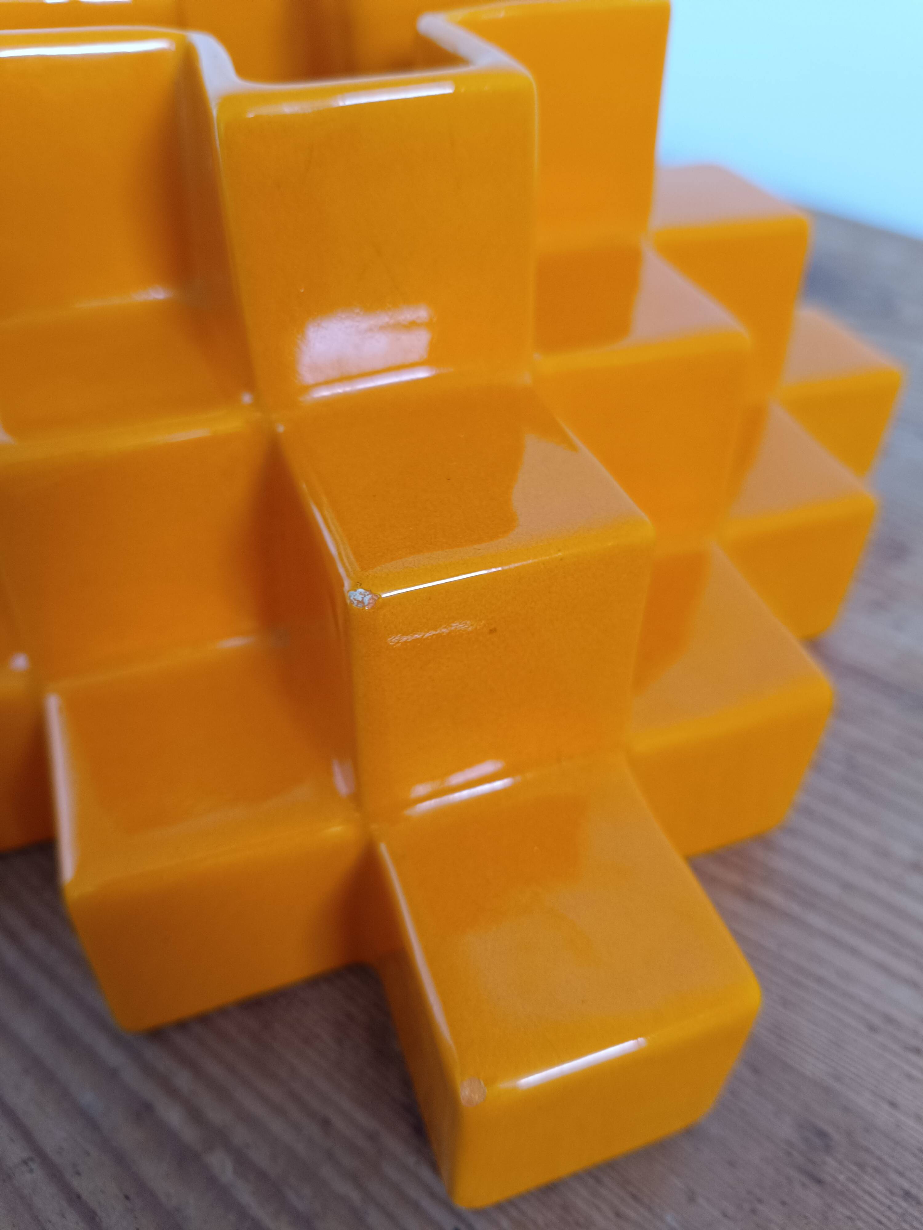 Pyramid vase in orange ceramic by Makio Hasuike for Gabbianelli, 1970