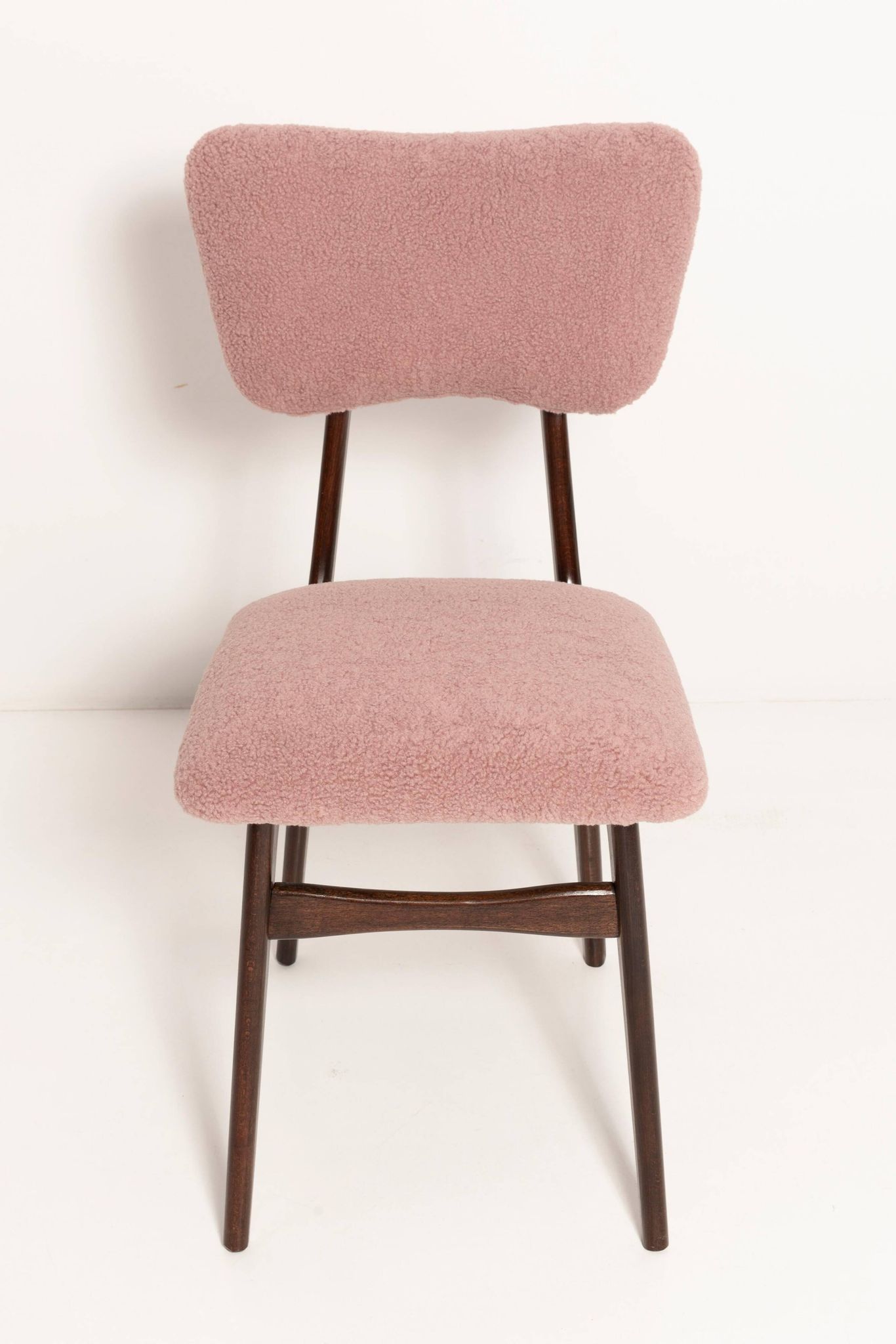 "Butterfly" dining chair in pink boucle, Europe, 1960s