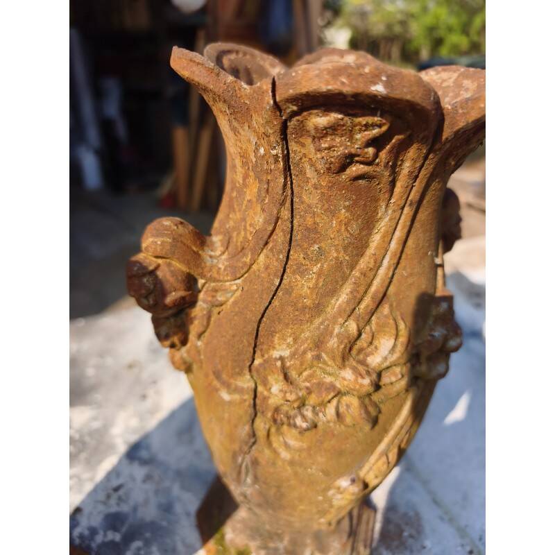 Pair of cast iron vases from 1900 in Charleville-Mézières