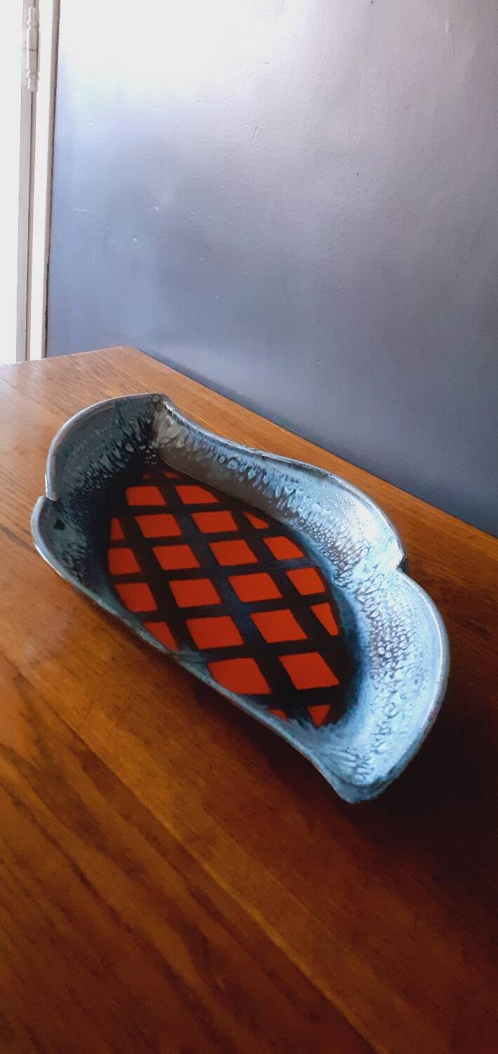 Ceramic fruit bowl from the 50s