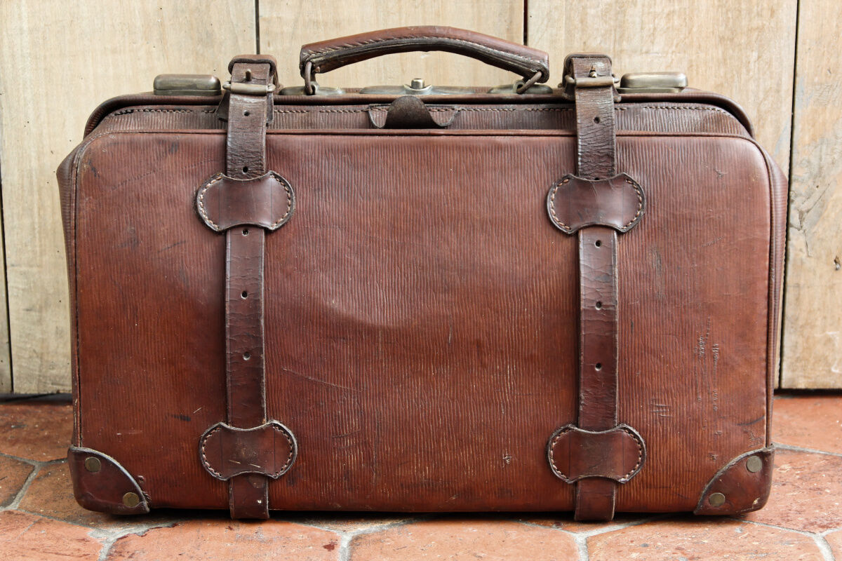 Leather suitcase - 20s