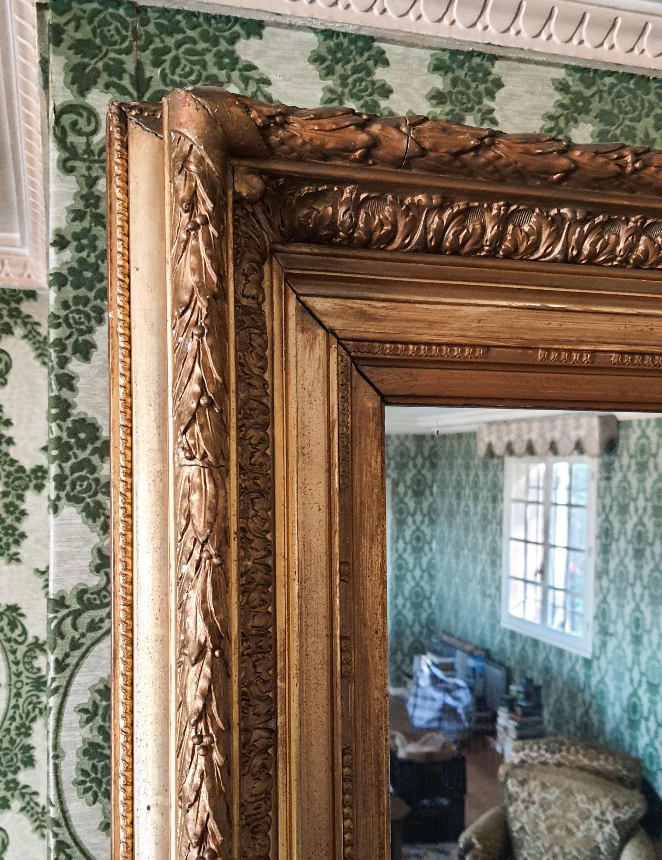 Mirror framing Napoleon III gilding gold leaf