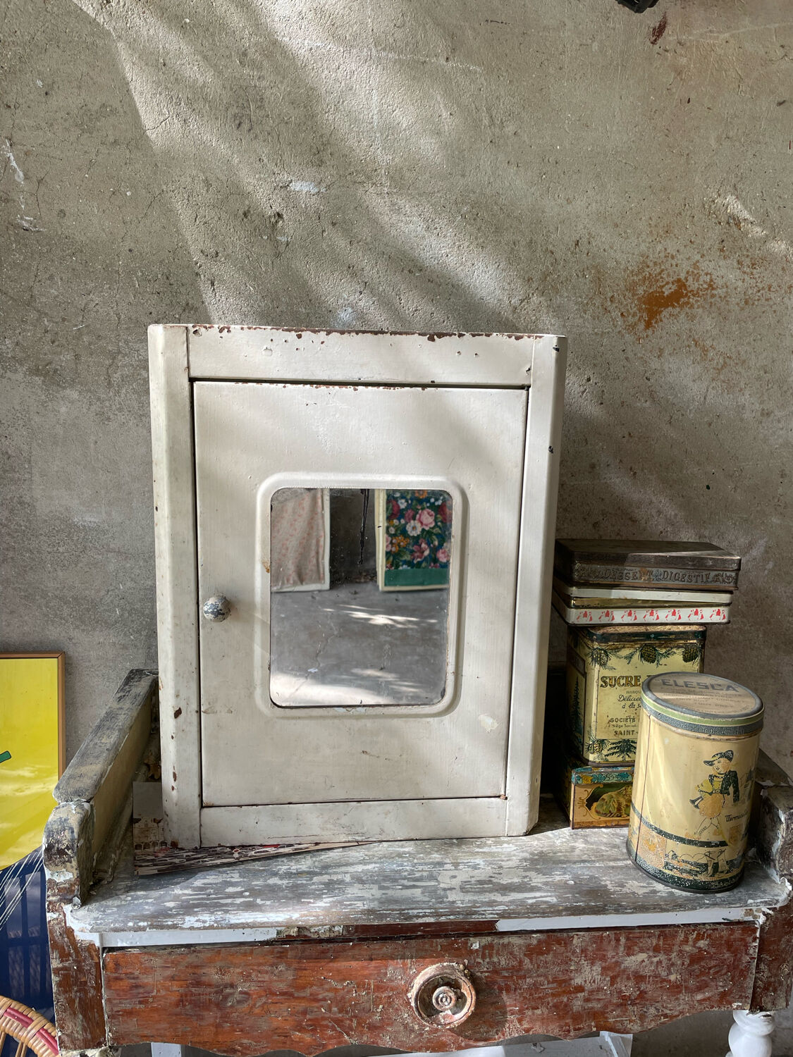 Medicine cabinet