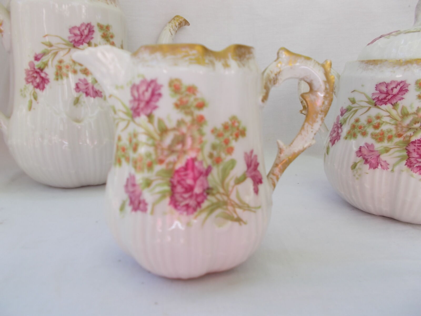 Porcelain coffee or tea service