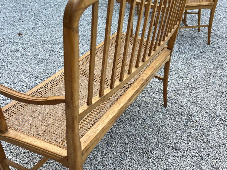 Cane lounge from the 1900s.