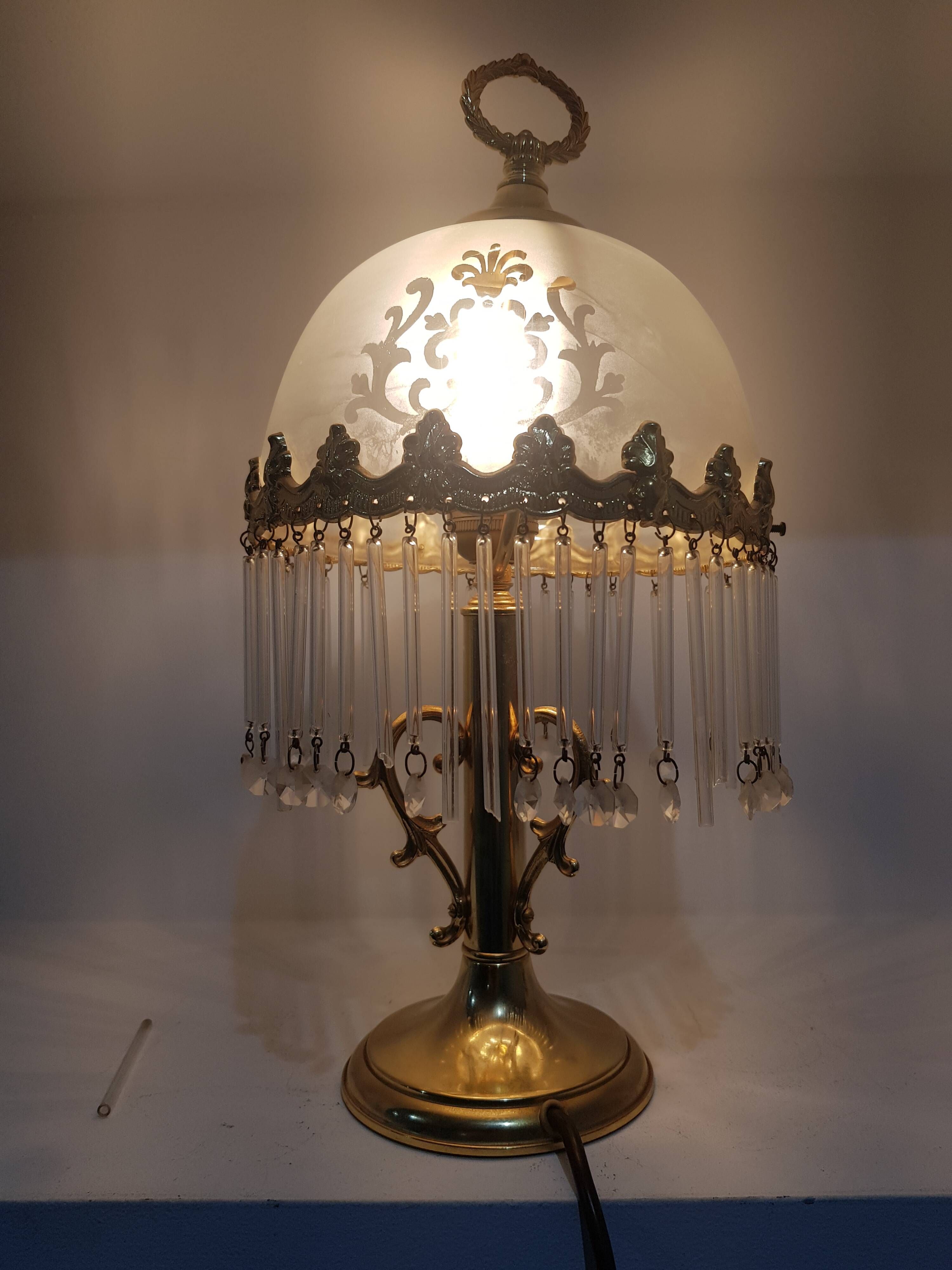 Lampe de table Peris Andreu, laiton doré, verre dépoli décoré, Espagne, années 60.