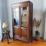 Parisian glass cabinet in solid walnut