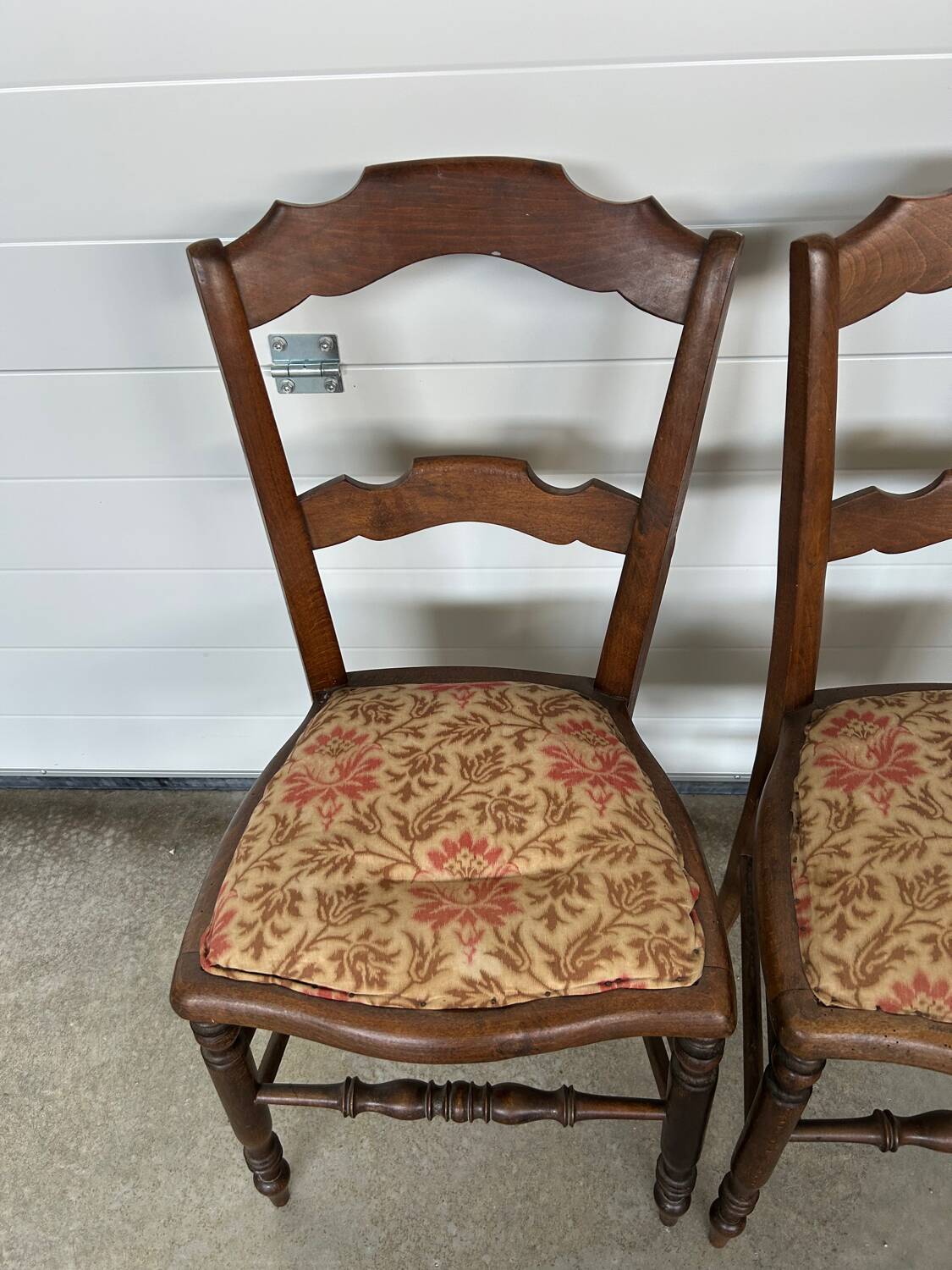 Set of 2 chairs