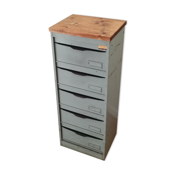 Meuble à clapets